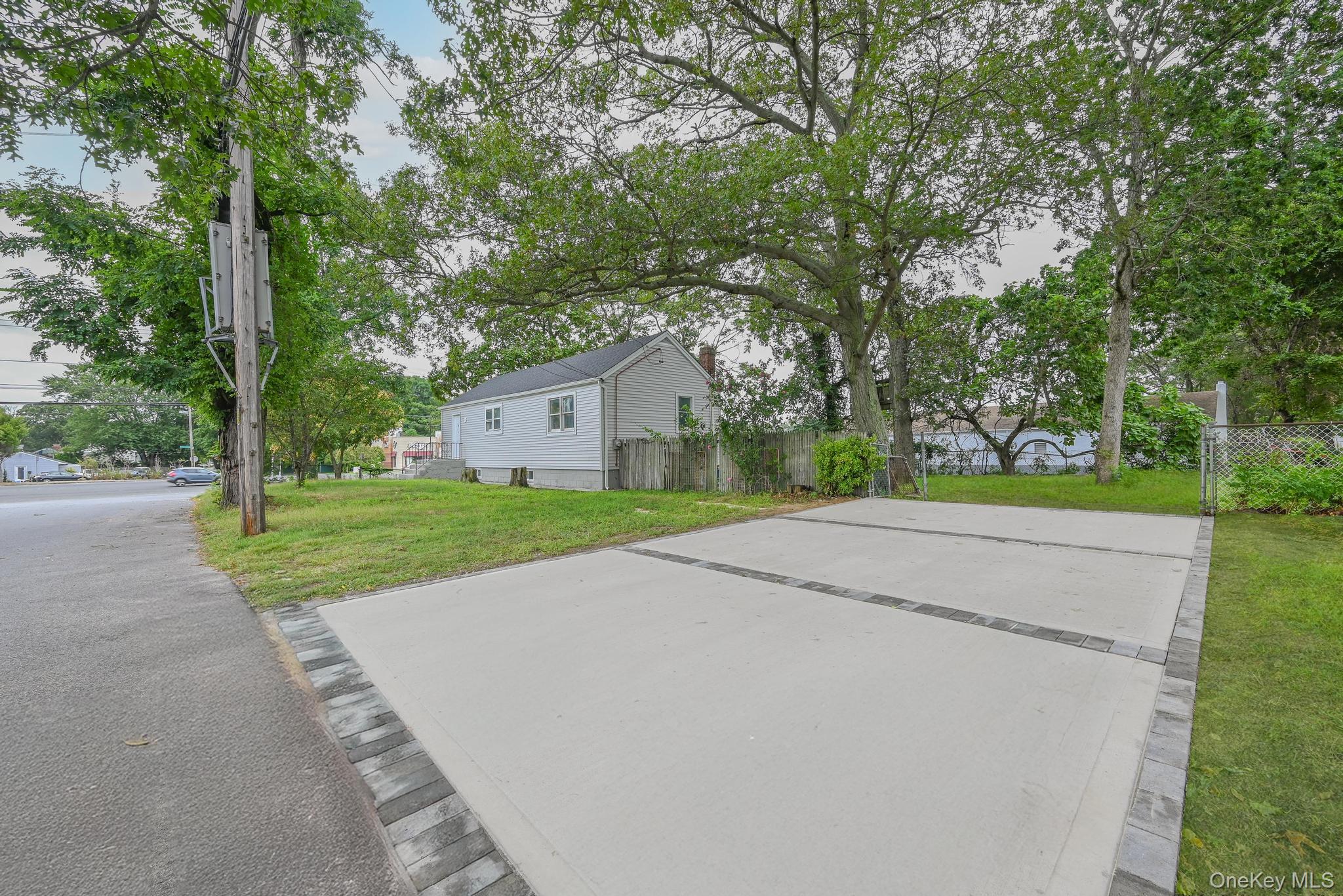 #5 photo, 7 Joan Avenue, Centereach , NY 11720