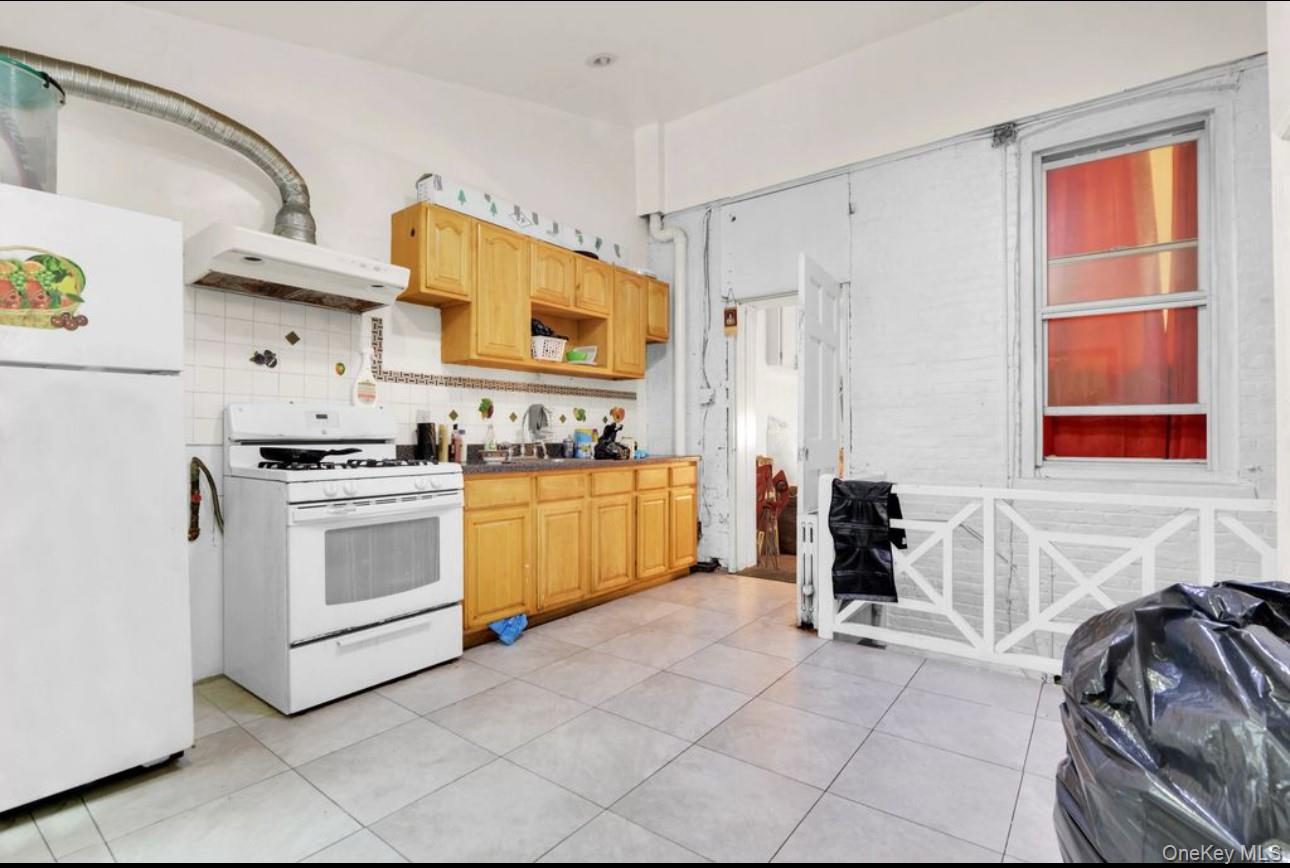 #10 photo, 88-22 85th Street, Woodhaven , NY 11421