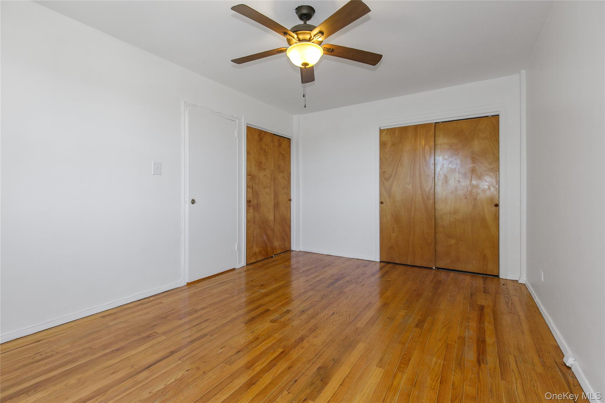 #15 photo, 87-15 204th Street, クイーンズ区 Hollis , NY 11423