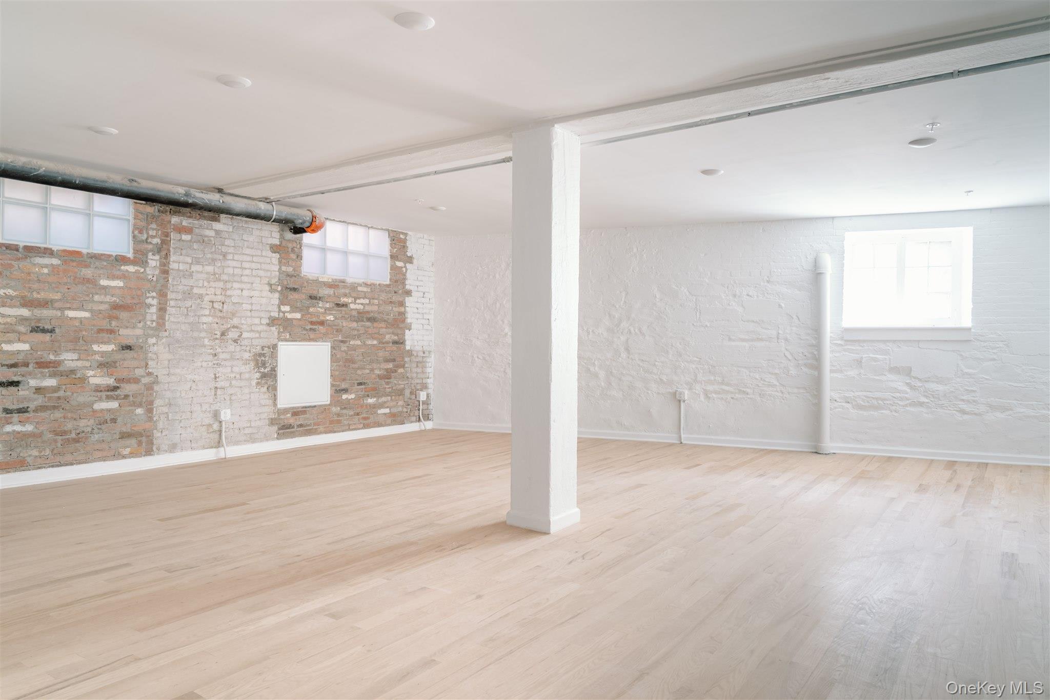 #5 photo, 155 River Street, Troy , NY 12180