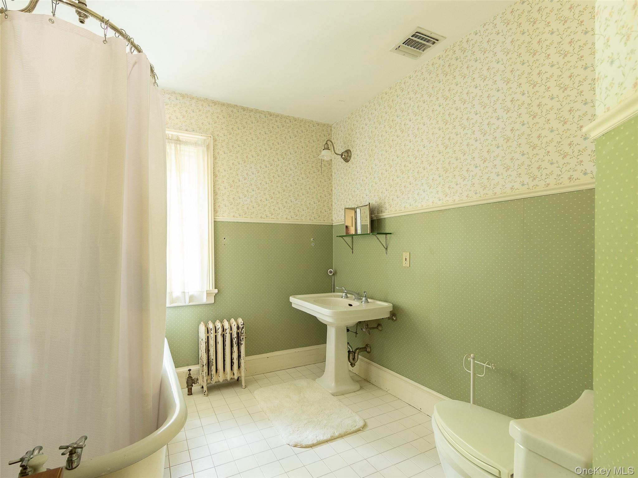 #13 photo, 63 Colonial Avenue, Warwick , NY 10990