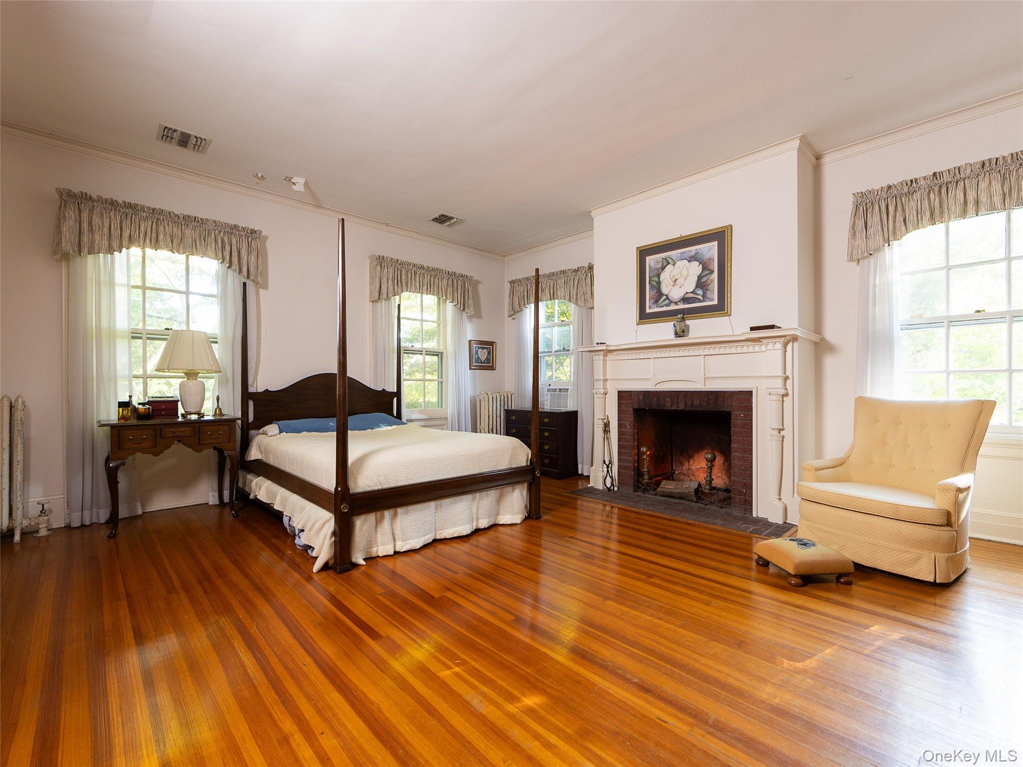 #16 photo, 63 Colonial Avenue, Warwick , NY 10990