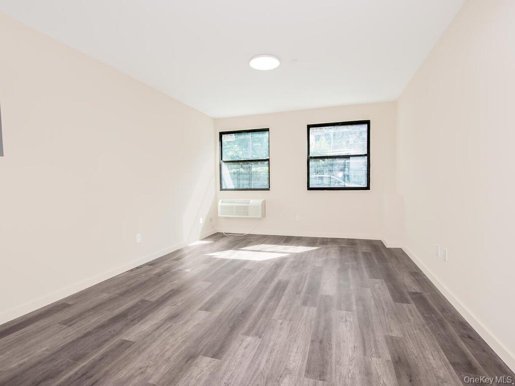 #6 photo, 409 Warburton Avenue, Yonkers , NY 10701