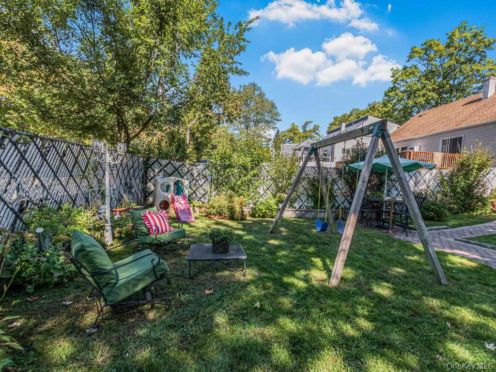 #13 photo, 129 Gailmore Drive, Yonkers , NY 10710