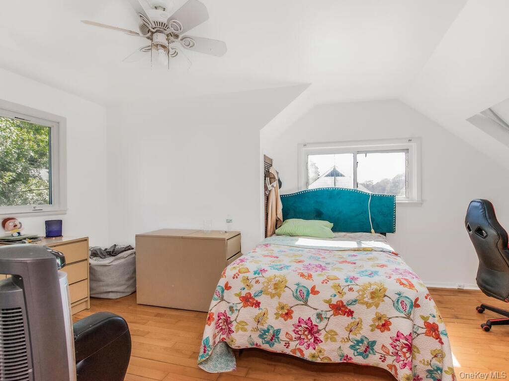 #16 photo, 129 Gailmore Drive, Yonkers , NY 10710