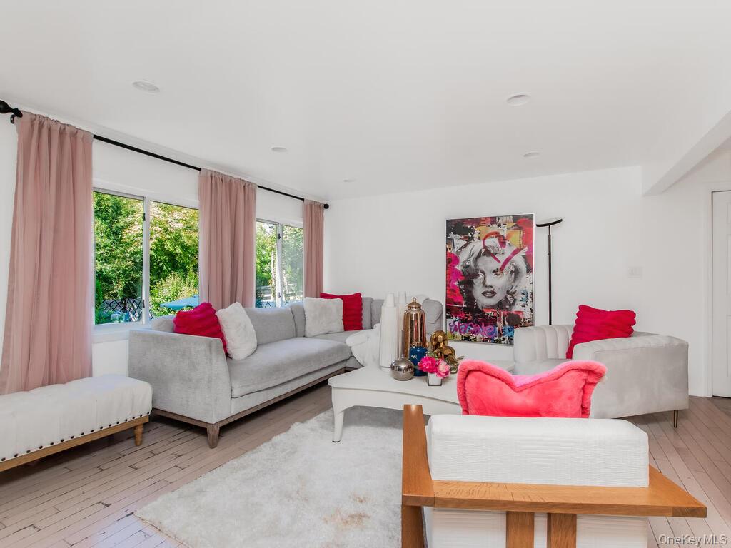 #5 photo, 129 Gailmore Drive, Yonkers , NY 10710