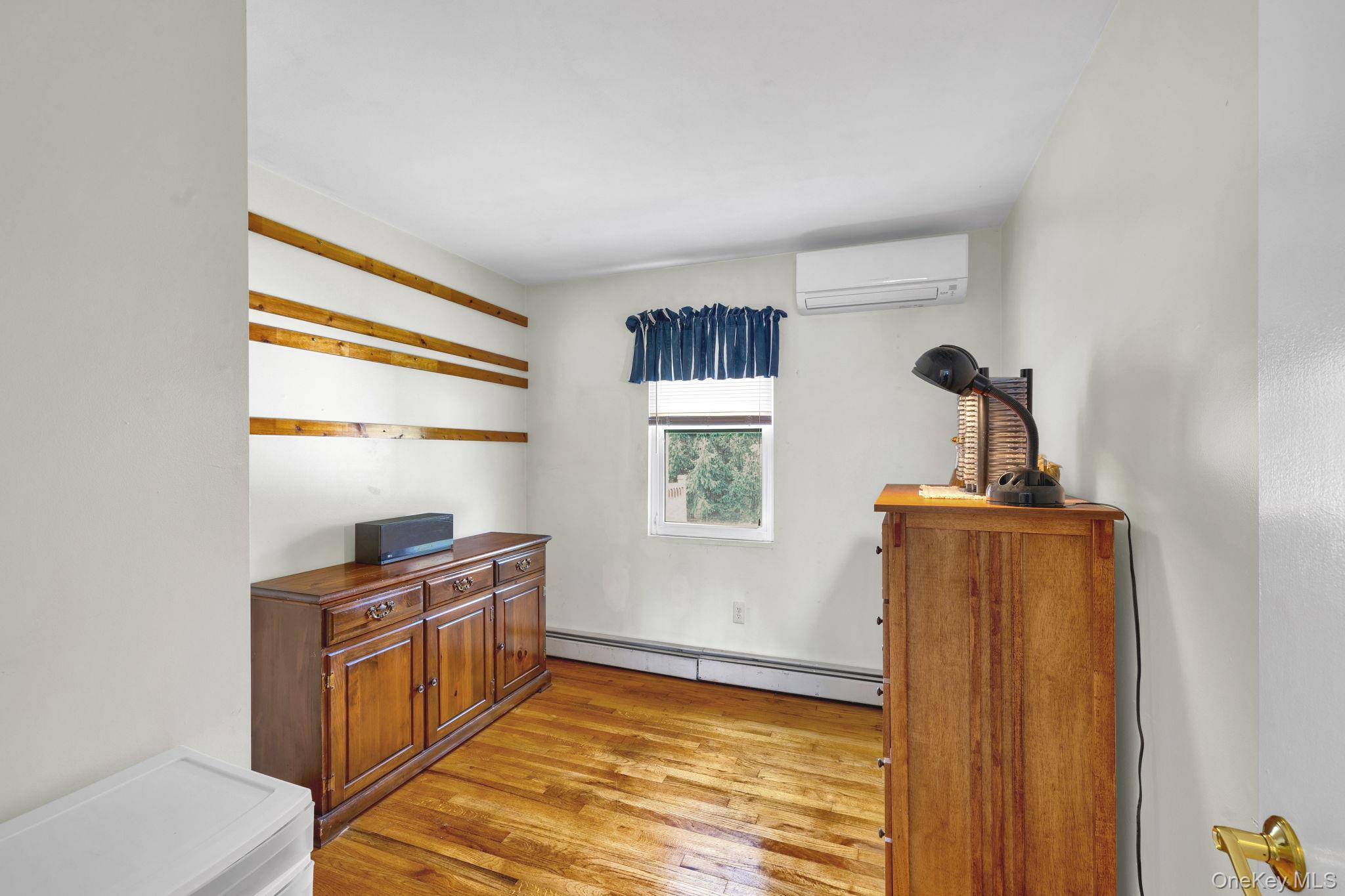 #10 photo, 3 Shelley Road, Poughkeepsie , NY 12603