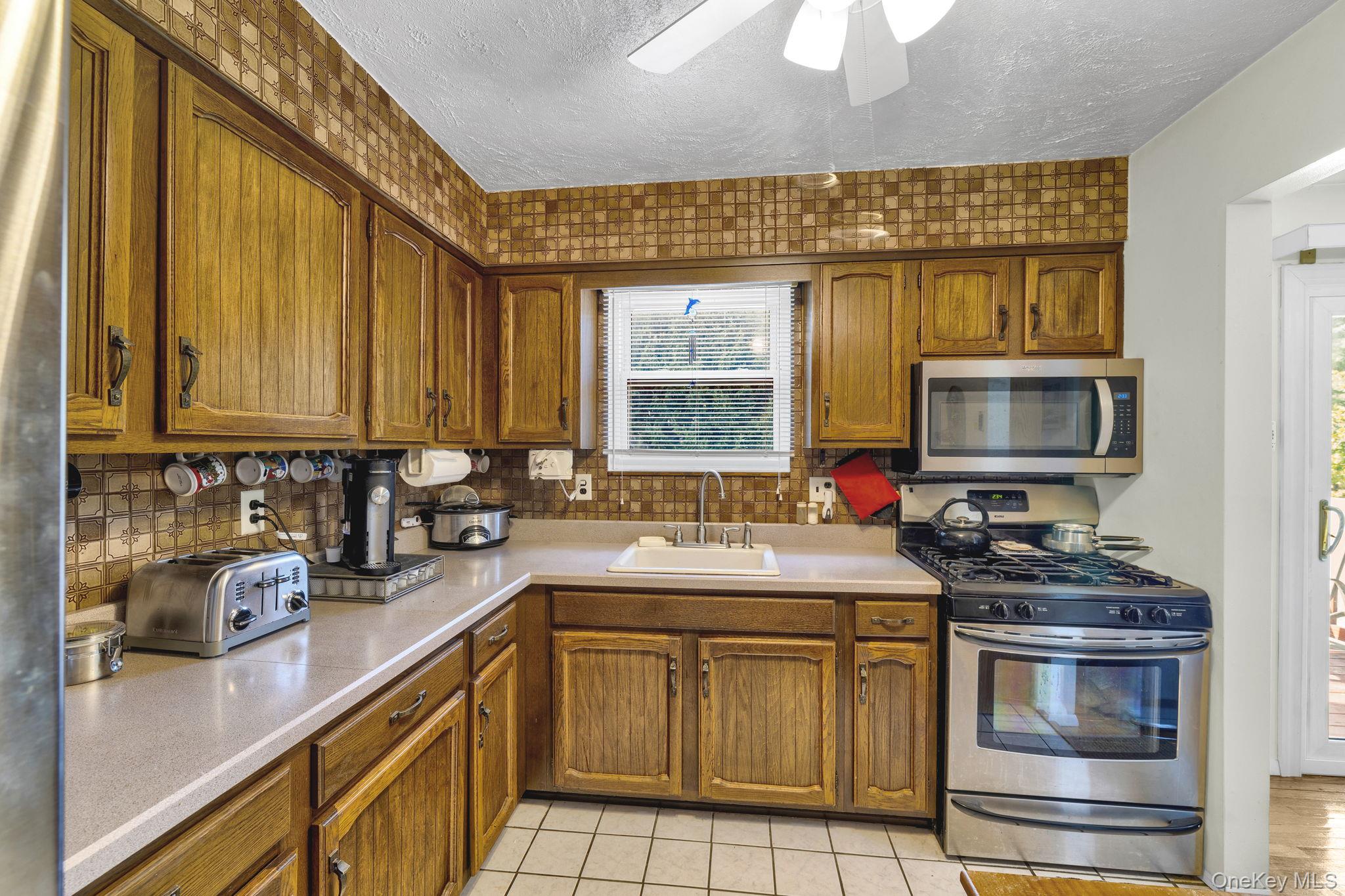 #2 photo, 3 Shelley Road, Poughkeepsie , NY 12603