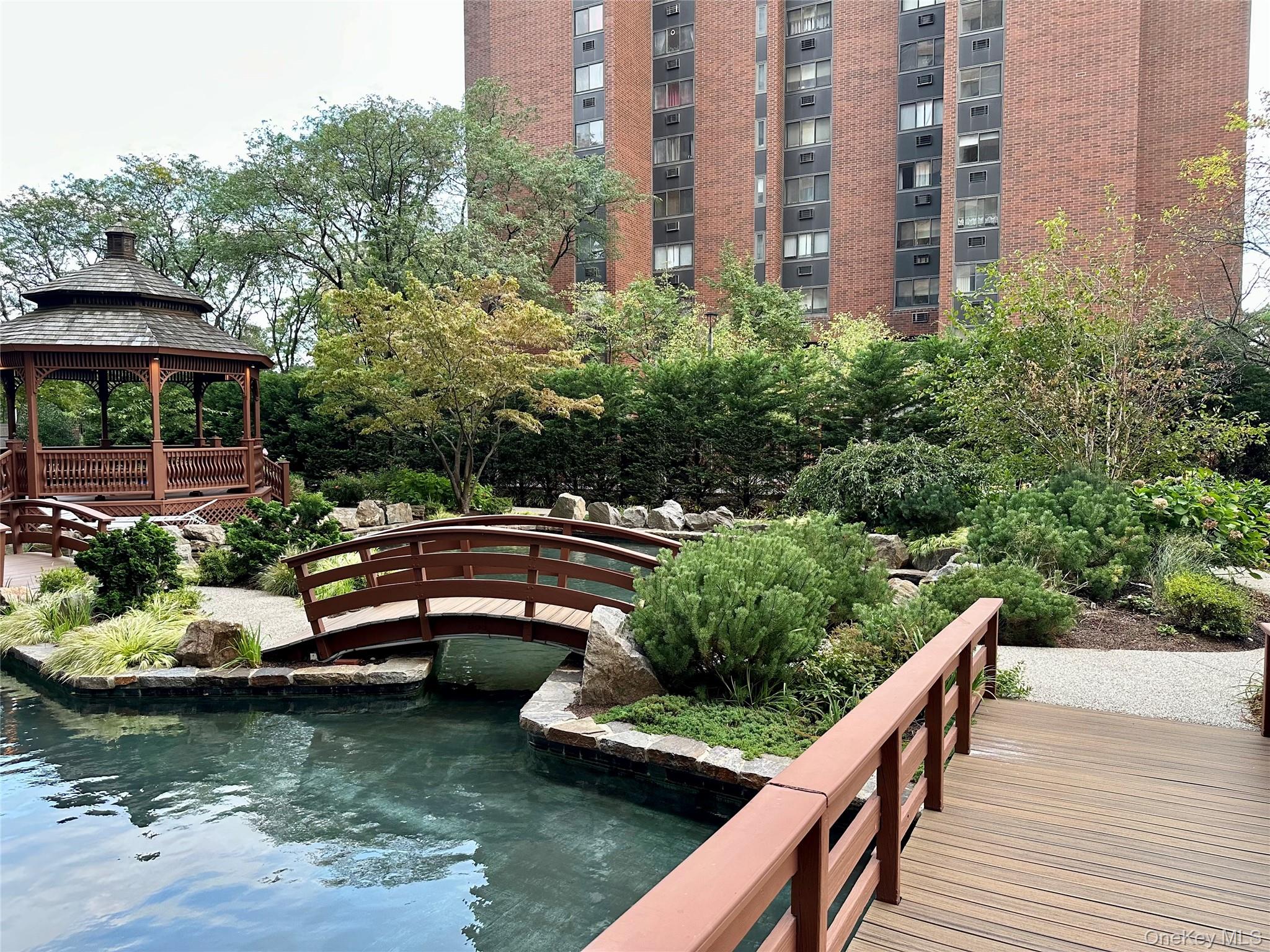 #13 photo, 4 Martine Avenue, White Plains , NY 10606