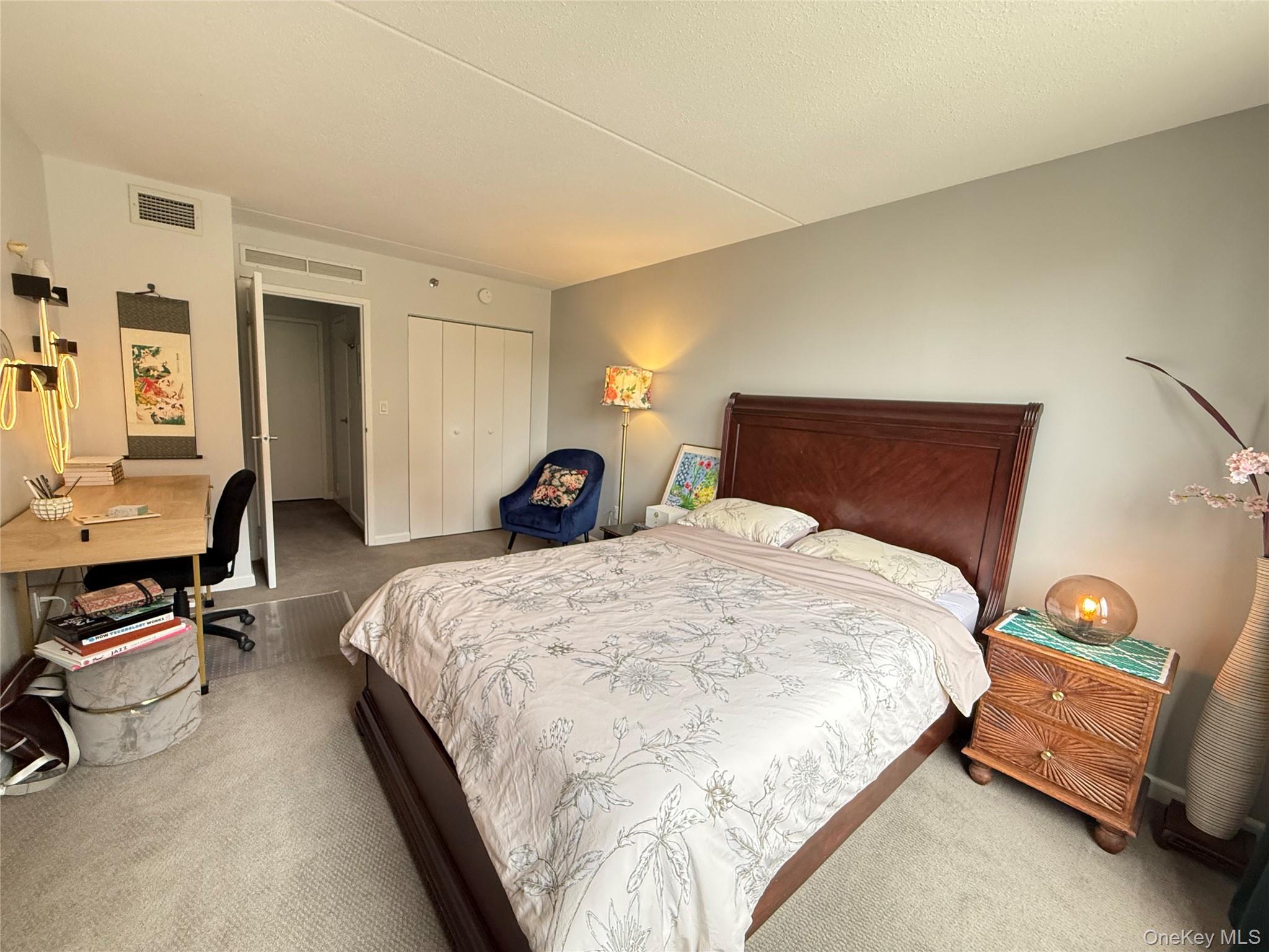 #7 photo, 4 Martine Avenue, White Plains , NY 10606