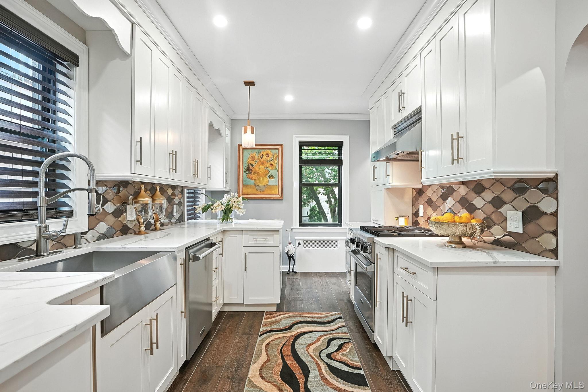 #17 photo, 1260 Rhinelander Avenue, Bronx , NY 10461