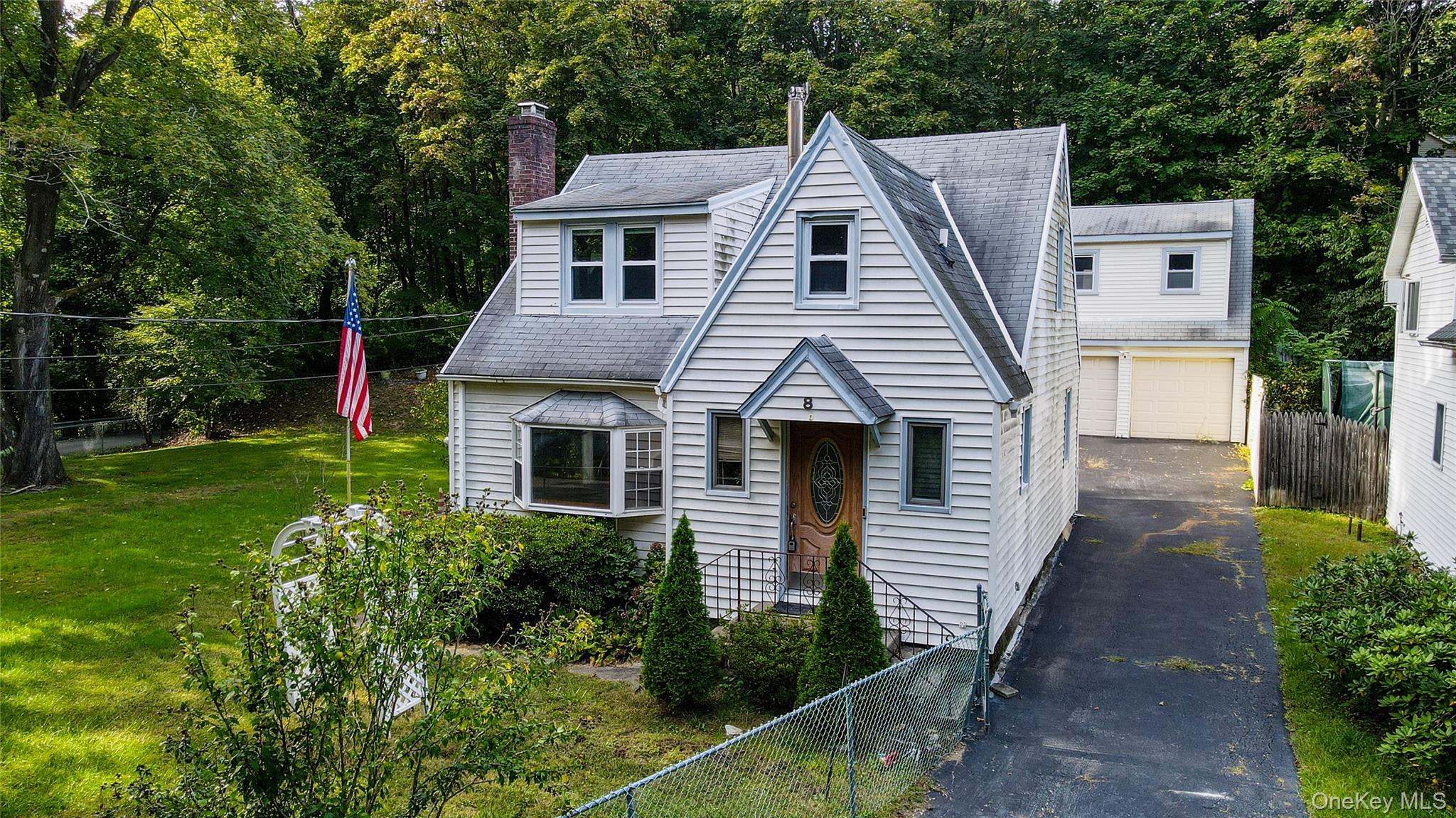 #1 photo, 8 Crescent Hill Drive, Cortlandt Manor , NY 10567