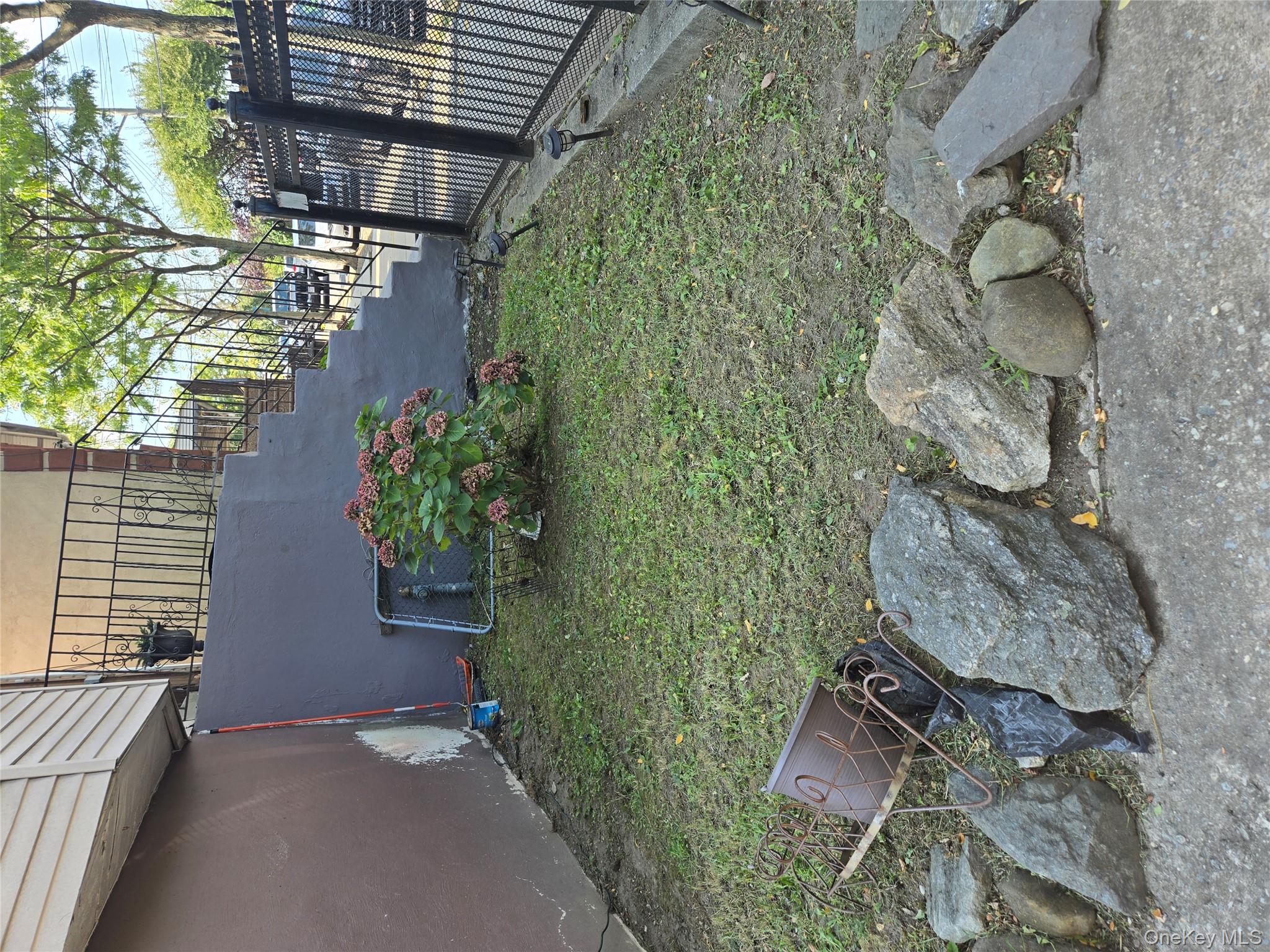 #3 photo, 2348 Turnbull Avenue, Bronx , NY 10473