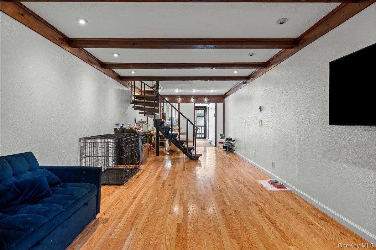 #13 photo, 1200 Warburton Avenue, Yonkers , NY 10701