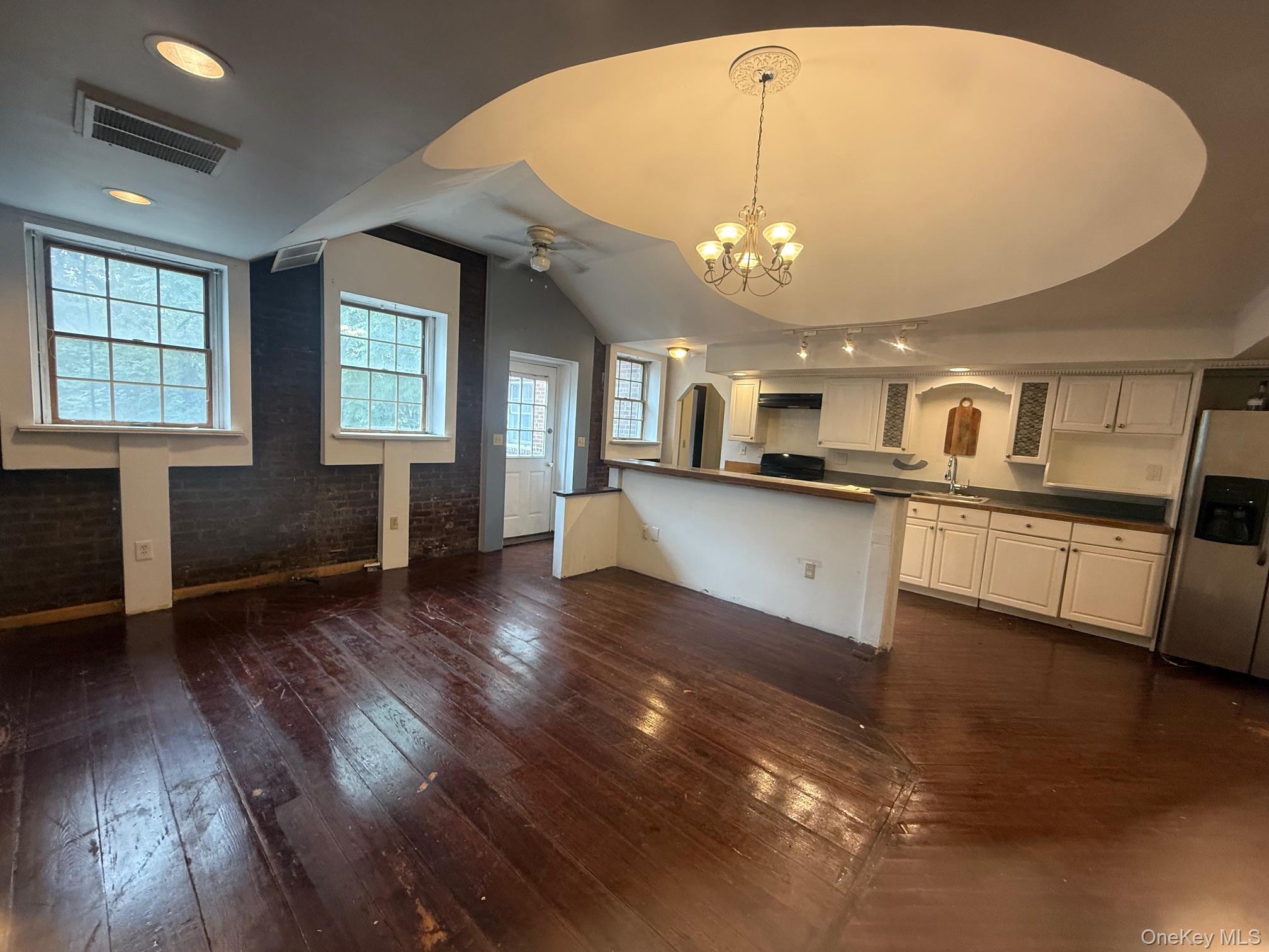 #2 photo, 18 E Main Street, Middletown , NY 10940