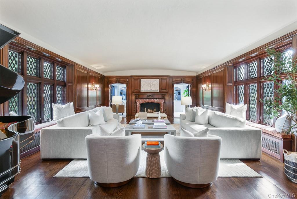 #5 photo, 21 Hampshire Road, Bronxville , NY 10708