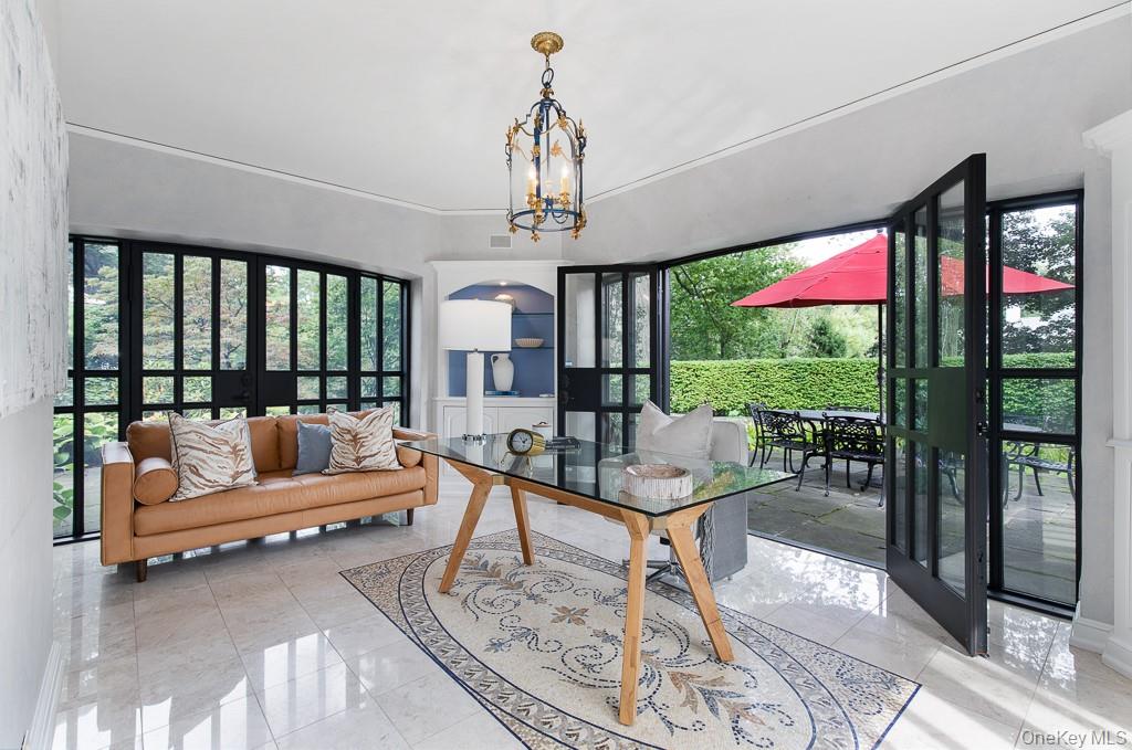 #8 photo, 21 Hampshire Road, Bronxville , NY 10708