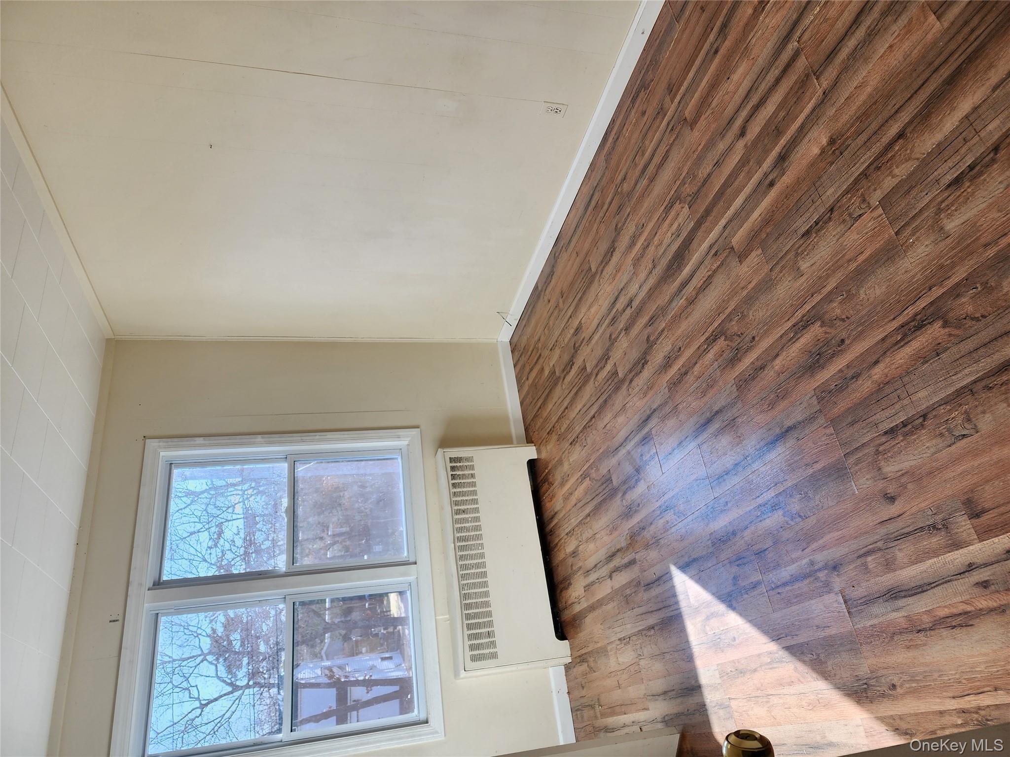 #4 photo, 184 Priscilla Avenue, Flanders , NY 11901