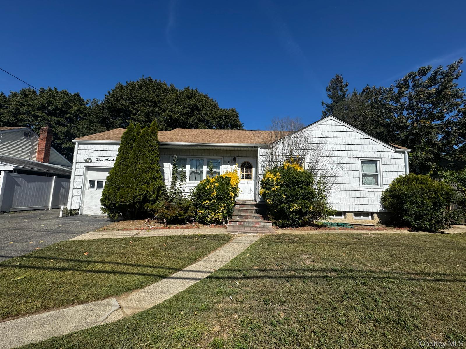 #1 photo, 309 Hancock Street, Brentwood , NY 11717