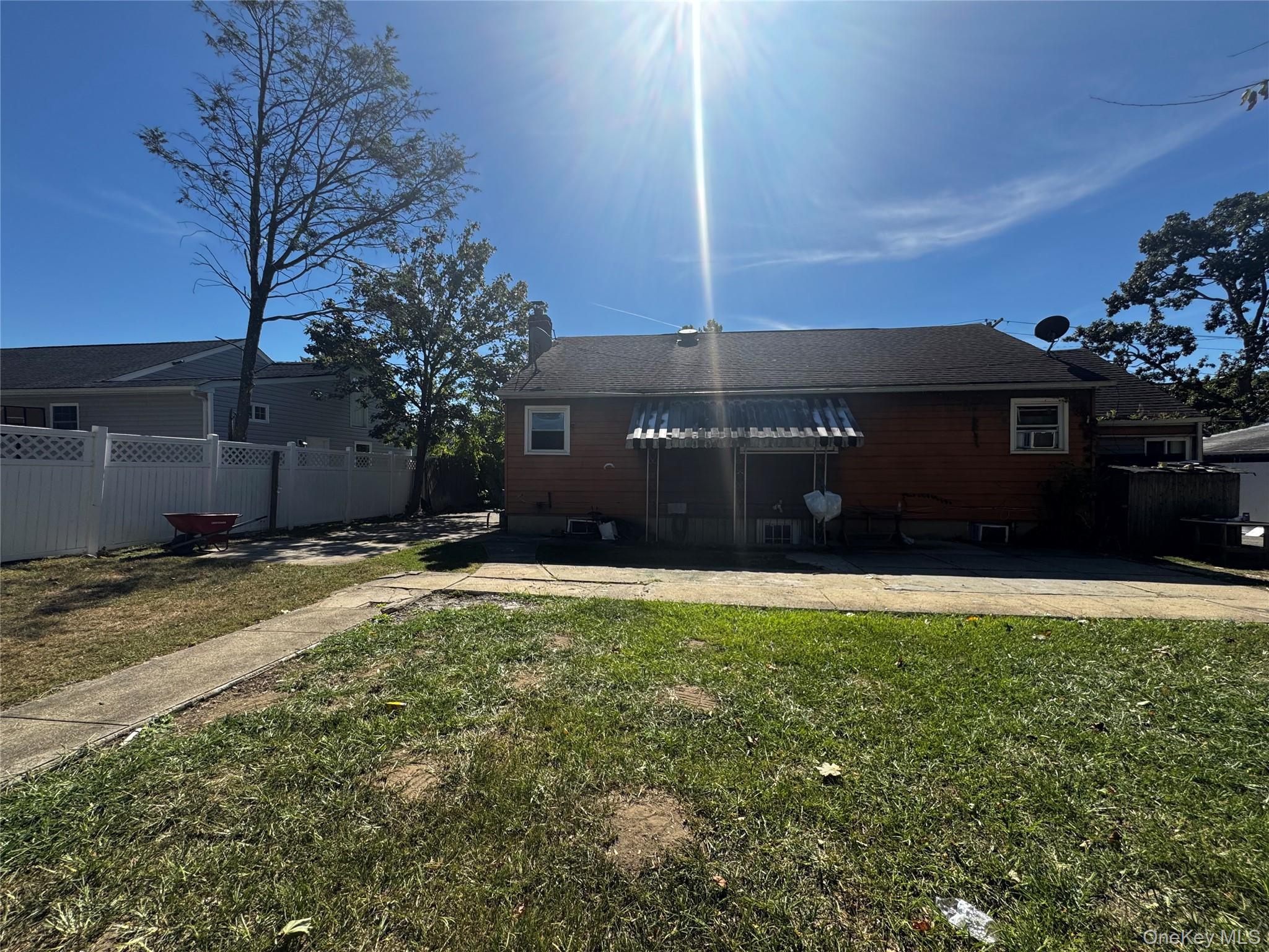 #18 photo, 309 Hancock Street, Brentwood , NY 11717