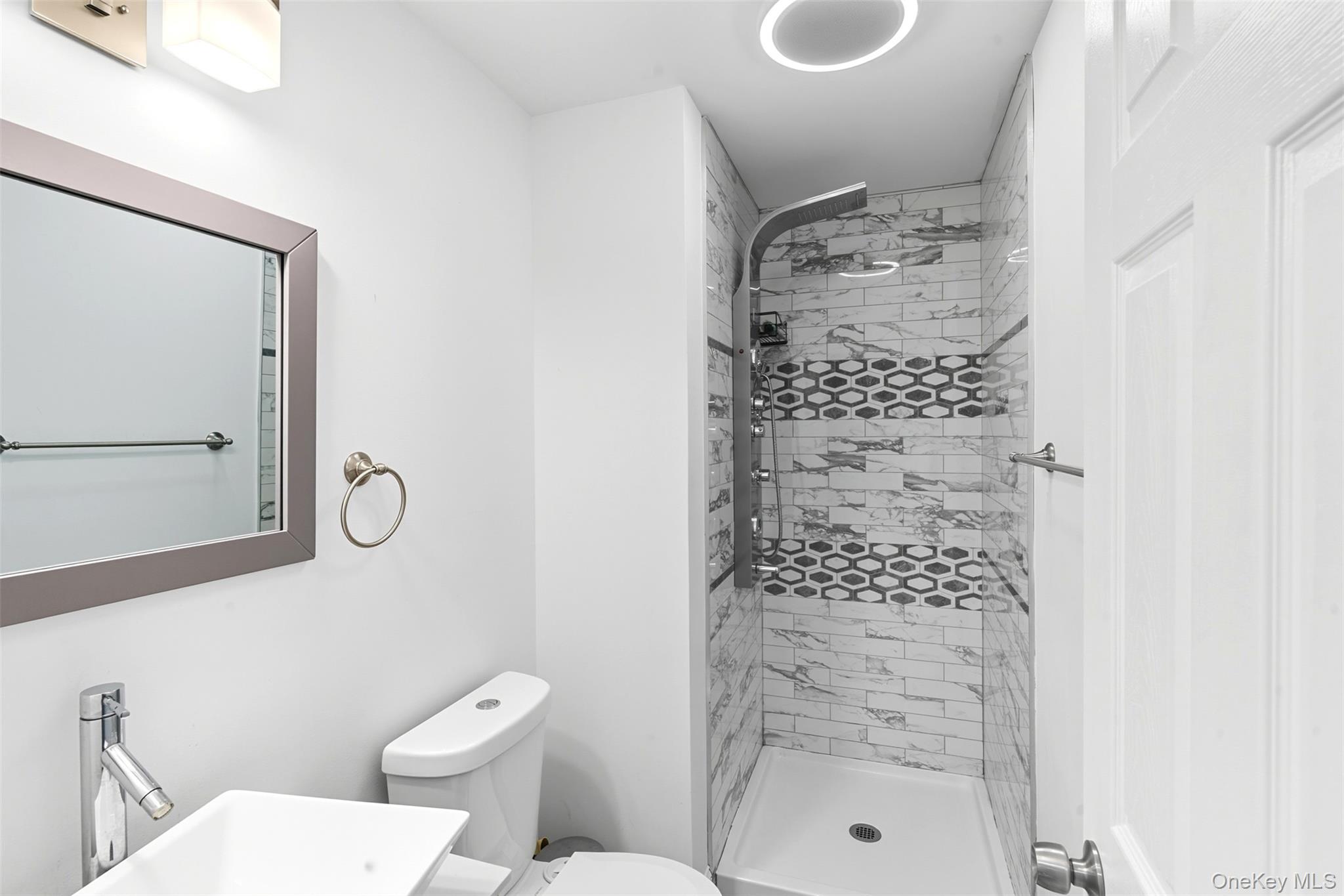 #16 photo, 36 Flintlock Drive, Shirley , NY 11967