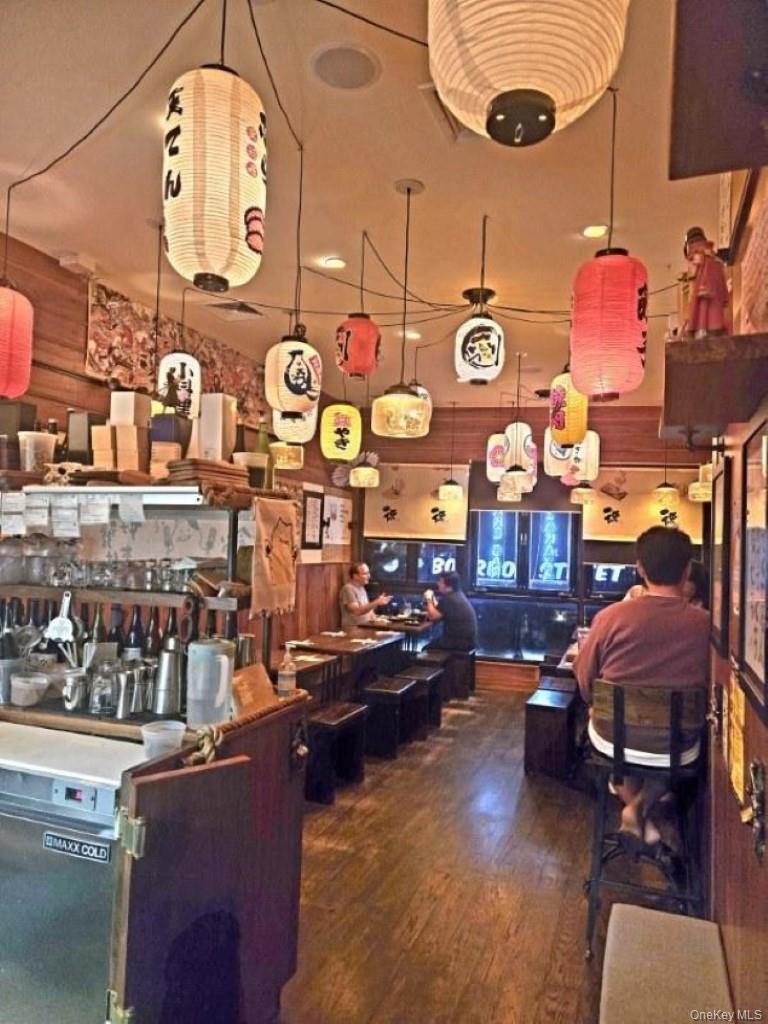 #4 photo, 4009 Bell Boulevard, Bayside , NY 11361