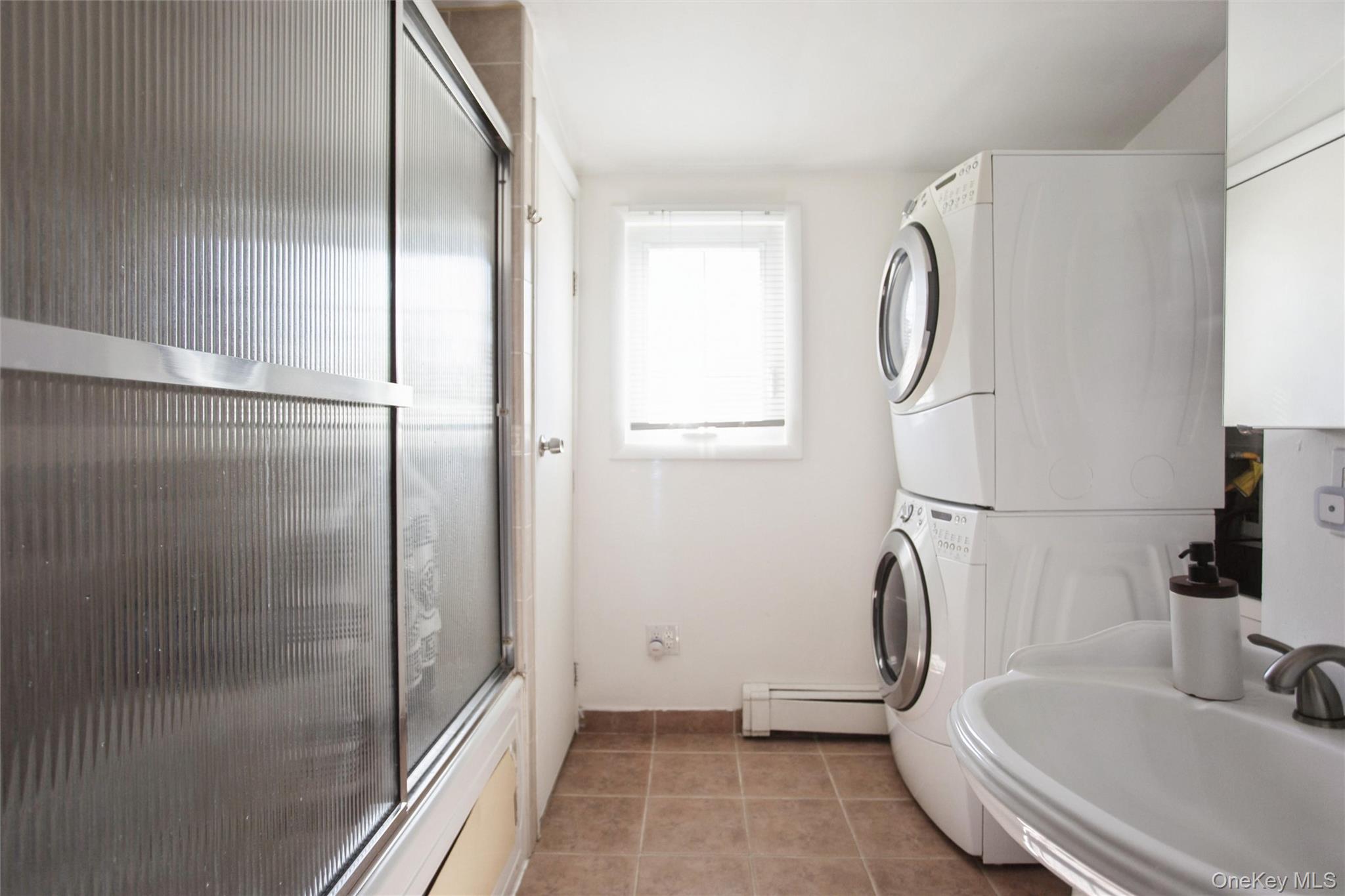 #16 photo, 3515 Oceanside Road, Oceanside , NY 11572