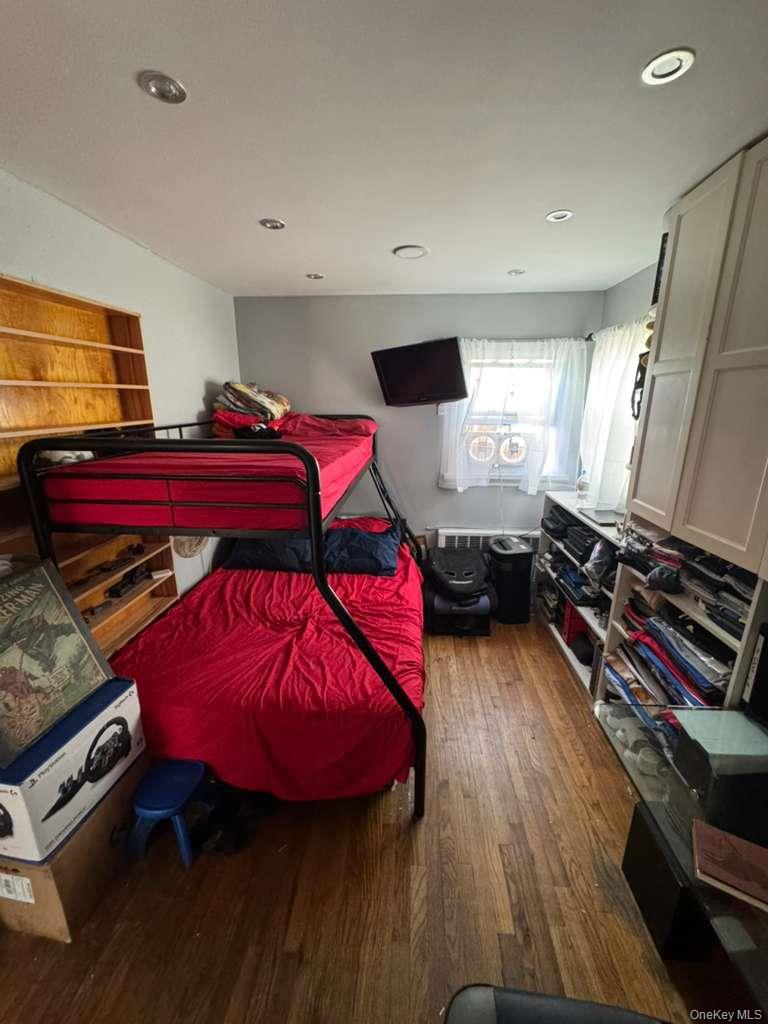 #14 photo, 35 HARVARD Street, Valley Stream , NY 11580