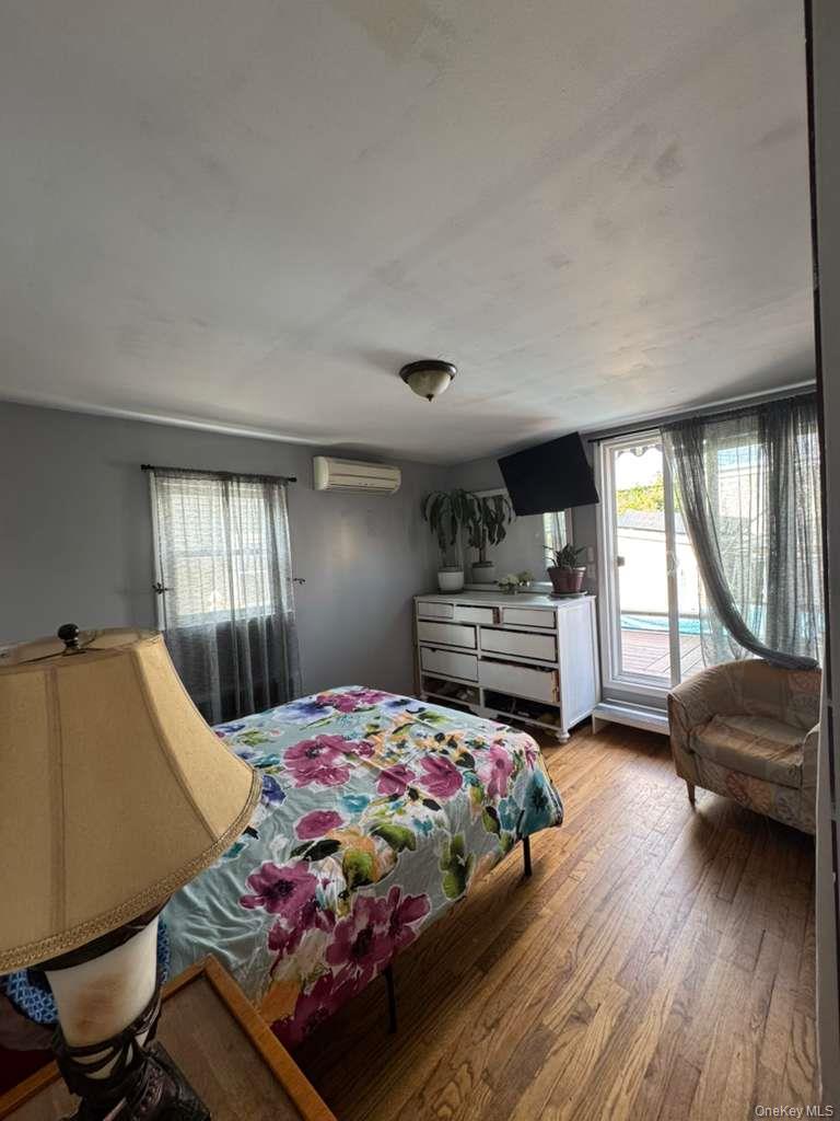 #16 photo, 35 HARVARD Street, Valley Stream , NY 11580