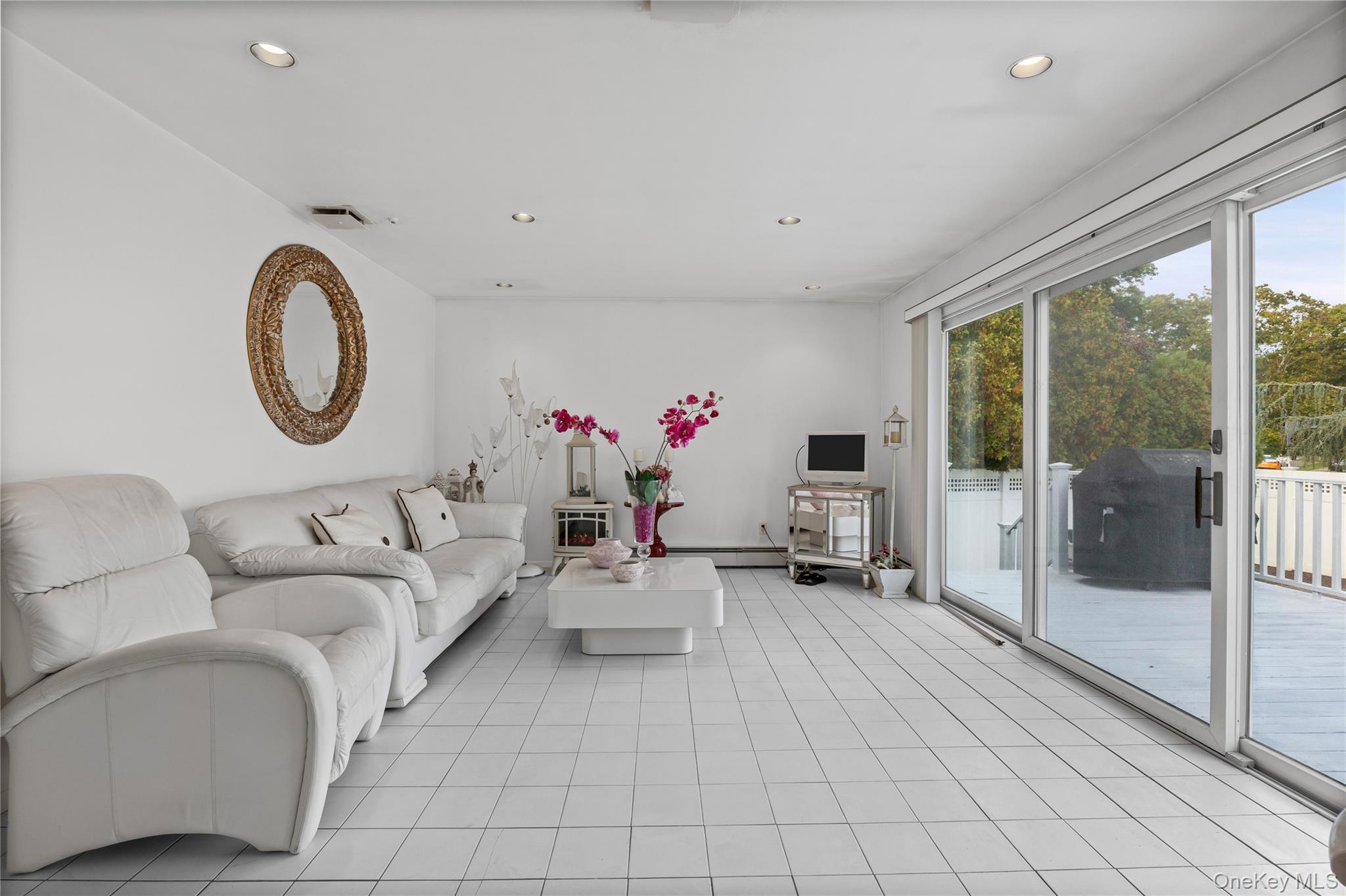 #14 photo, 5 Roy Drive, Nesconset , NY 11767