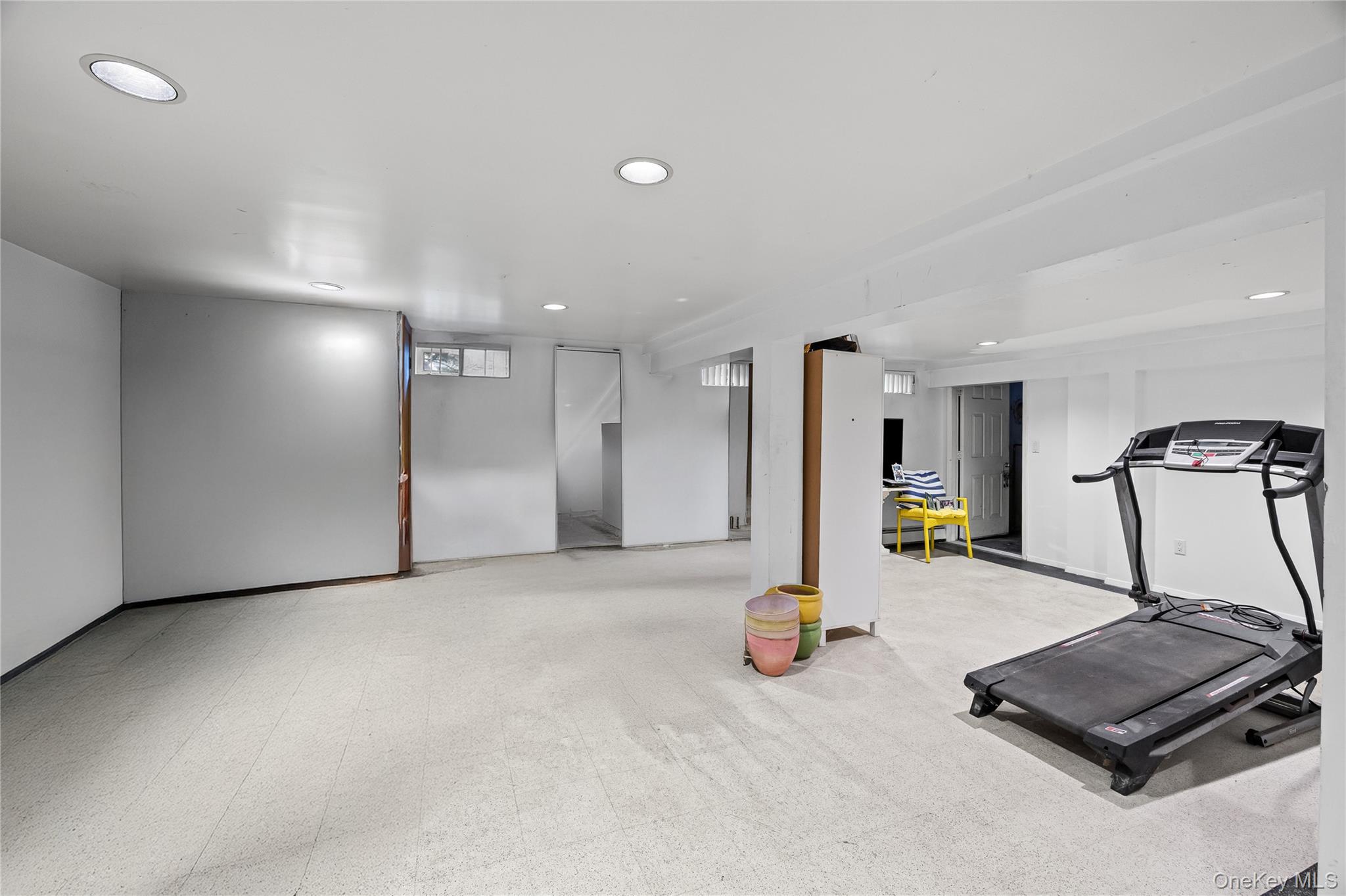 #19 photo, 5 Roy Drive, Nesconset , NY 11767