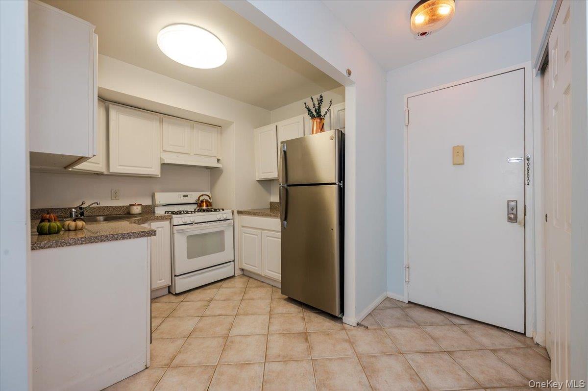 #10 photo, 55 Monroe Boulevard, Long Beach , NY 11561