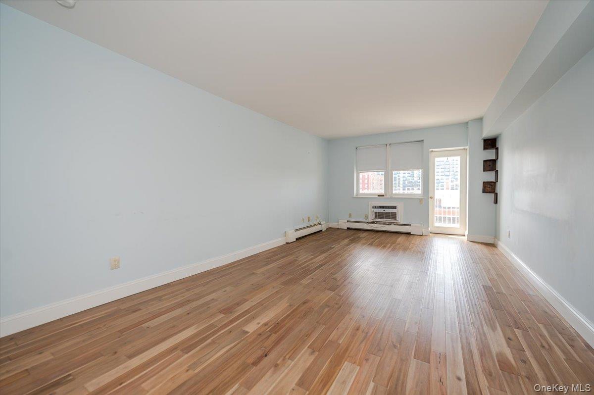 #5 photo, 55 Monroe Boulevard, Long Beach , NY 11561