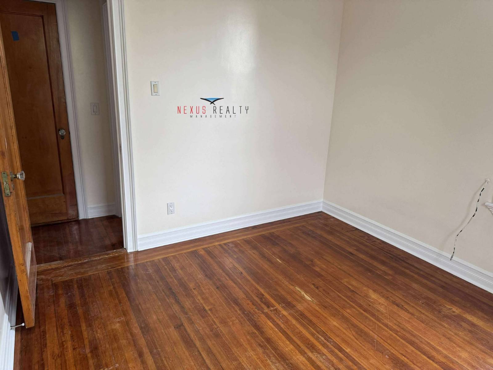 #6 photo, 33rd street & 34th Avenue, Astoria , NY 11106