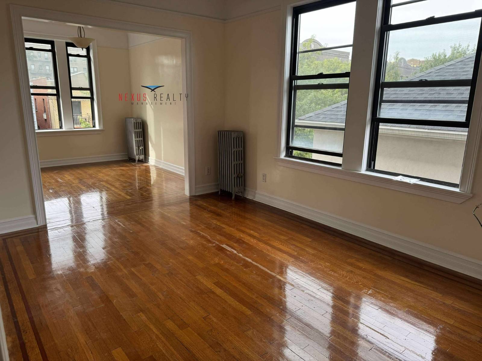 #7 photo, 33rd street & 34th Avenue, Astoria , NY 11106