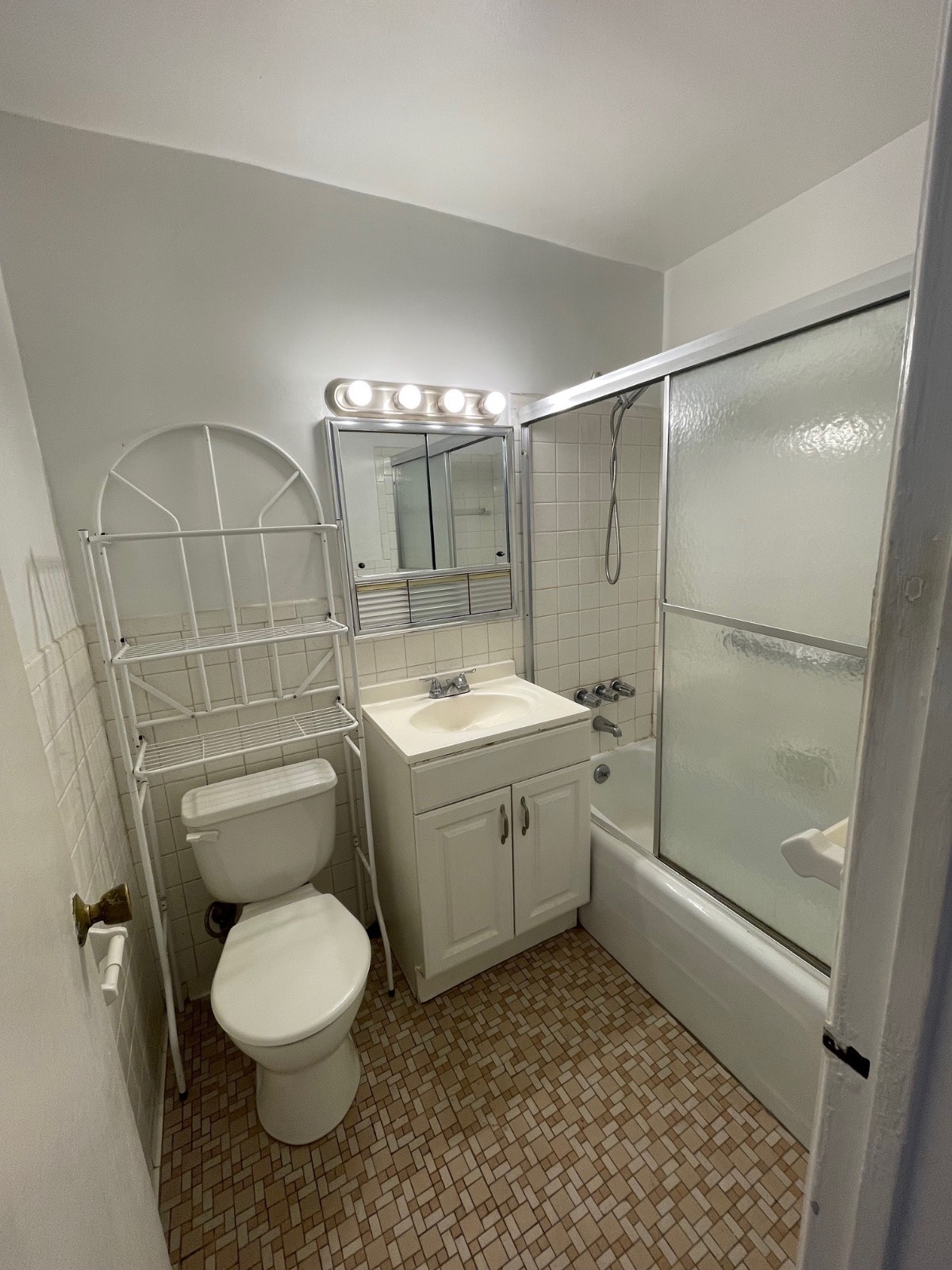 #10 photo, 40 Brighton 1 Road , #12L, Brighton Beach , NY 11235