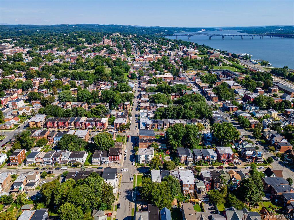 #16 photo, 69  Courtney Ave, Newburgh , NY 12550