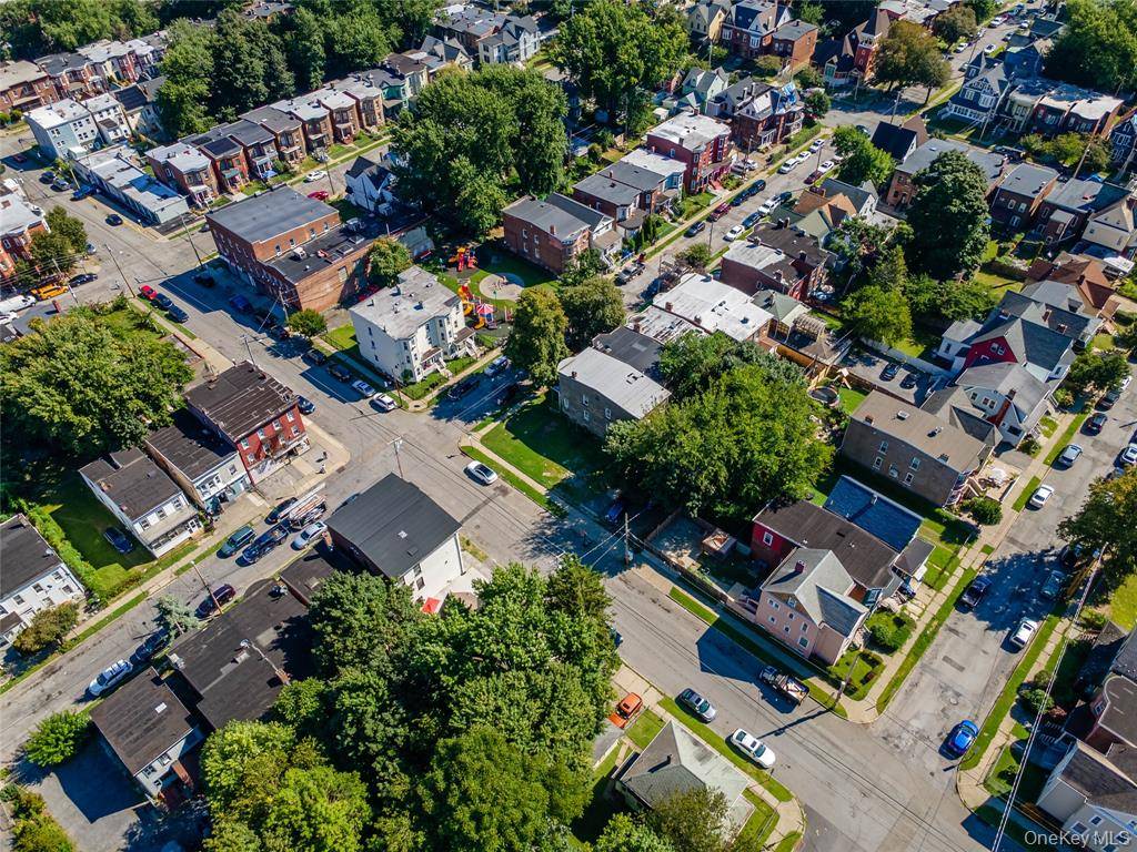 #5 photo, 69  Courtney Ave, Newburgh , NY 12550