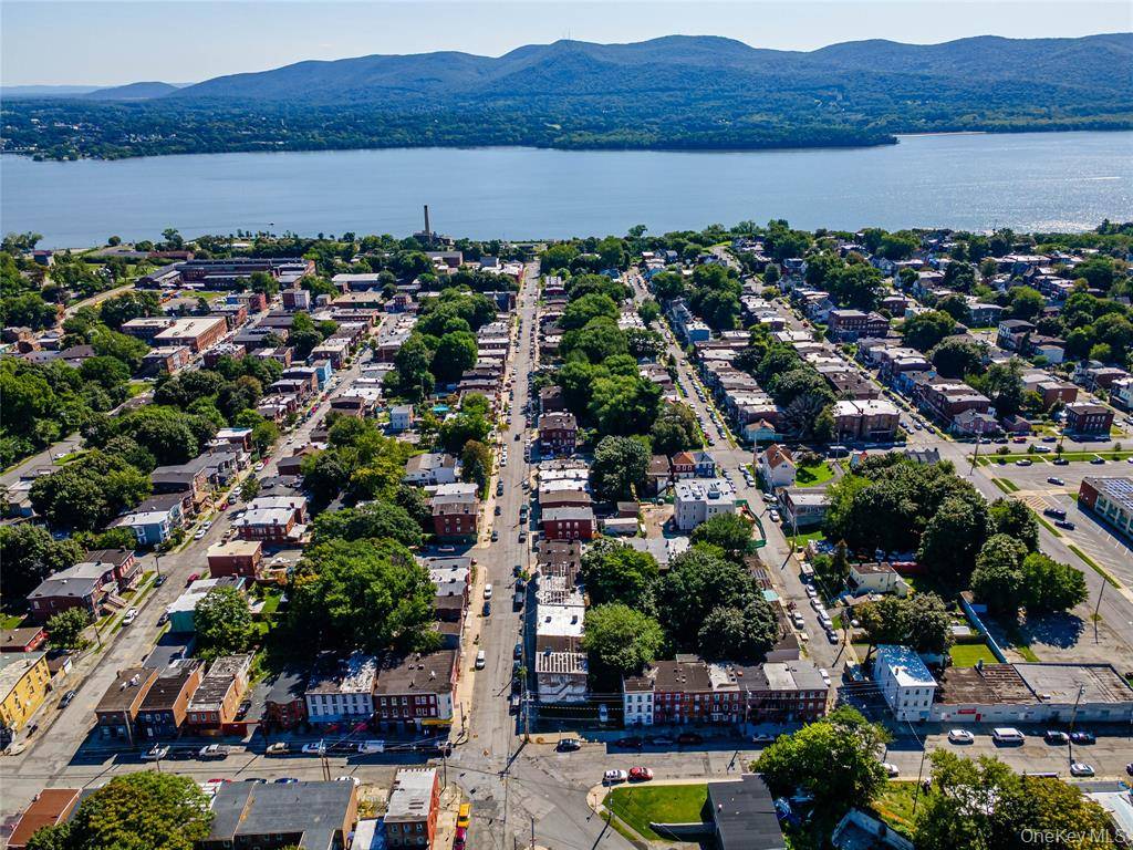 #12 photo, 193 Renwick Street, Newburgh , NY 12550