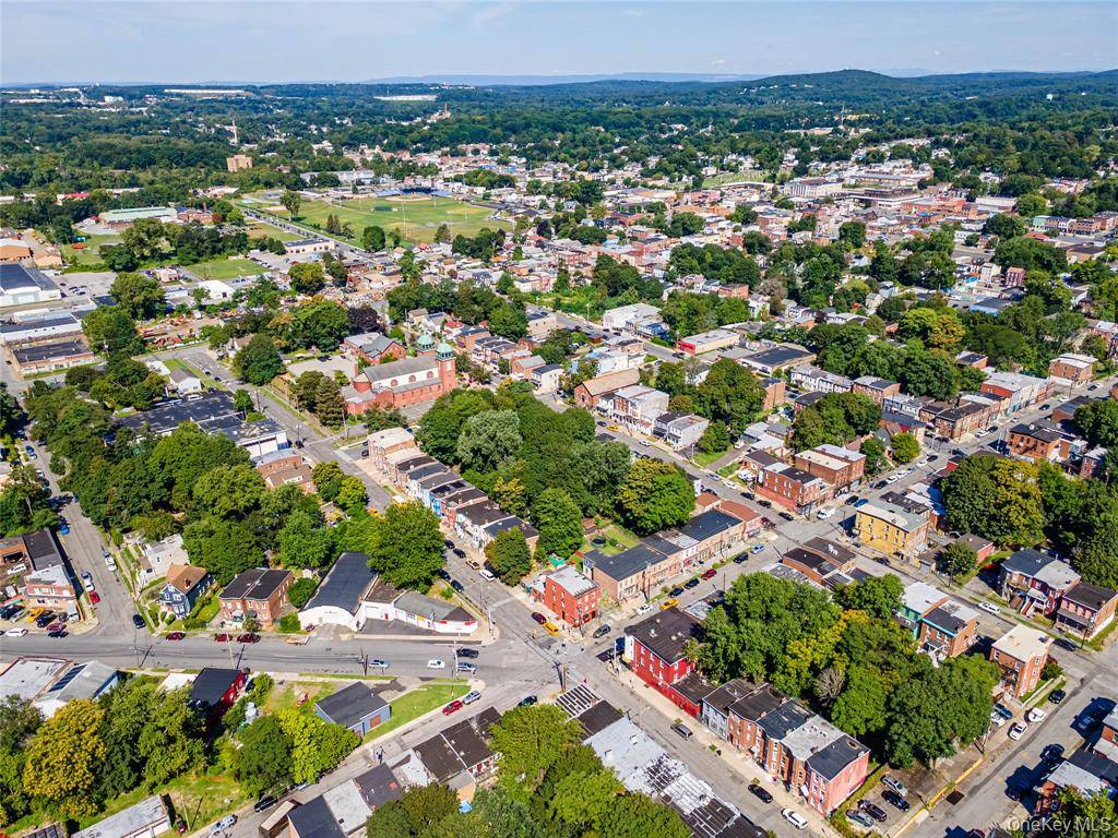 #13 photo, 193 Renwick Street, Newburgh , NY 12550