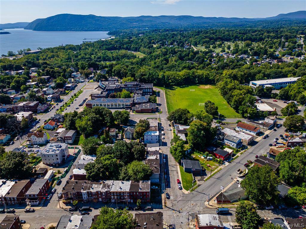 #8 photo, 193 Renwick Street, Newburgh , NY 12550