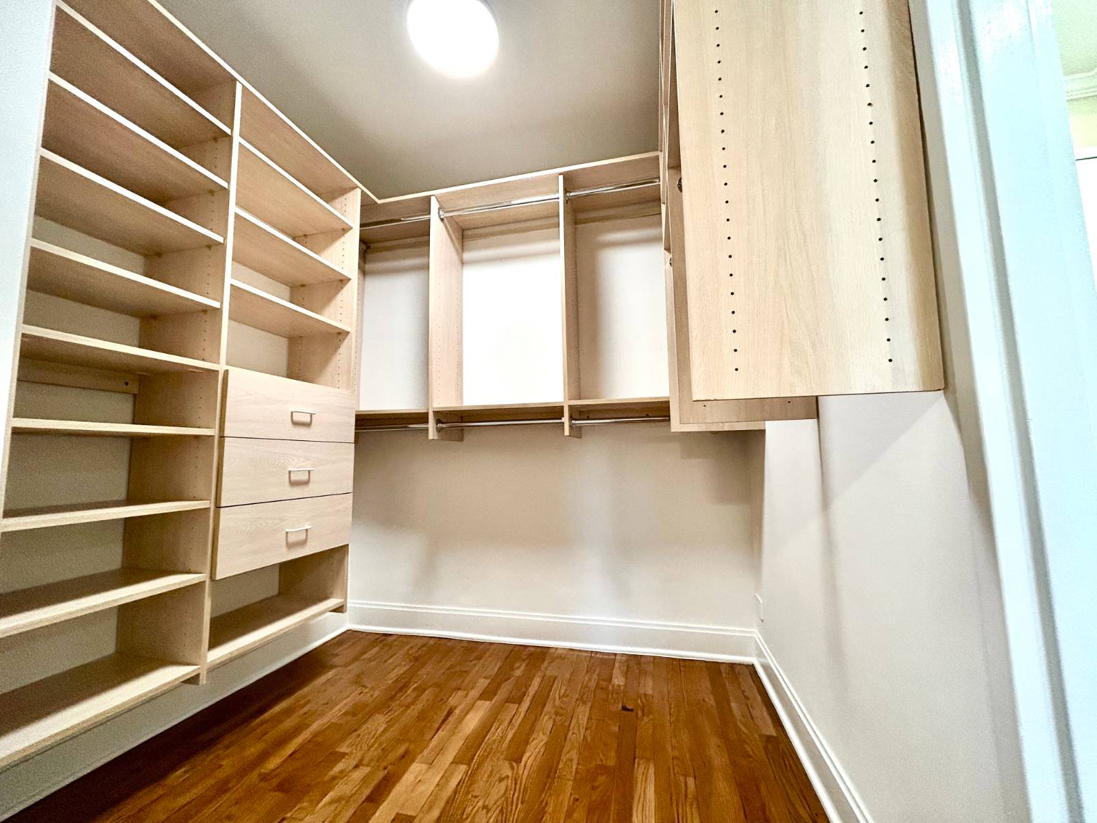 #3 photo, 5730 Mosholu ave, #3C, North Riverdale , NY 10471