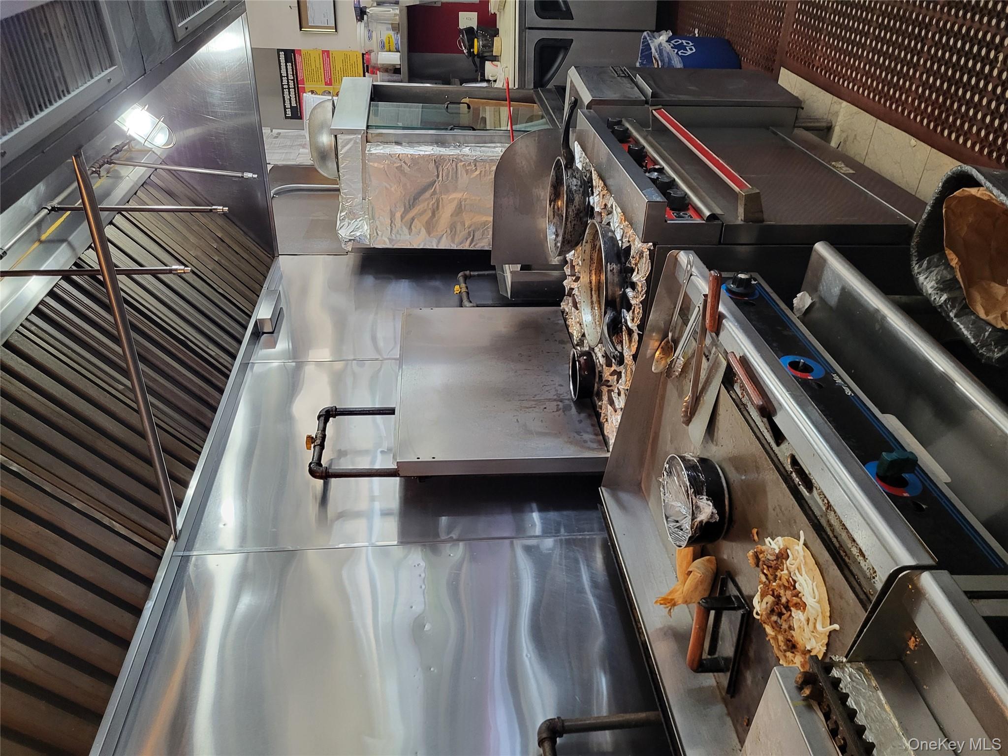 #9 photo, 1225 Flushing Avenue, ブルックリン区 Brooklyn , NY 11237