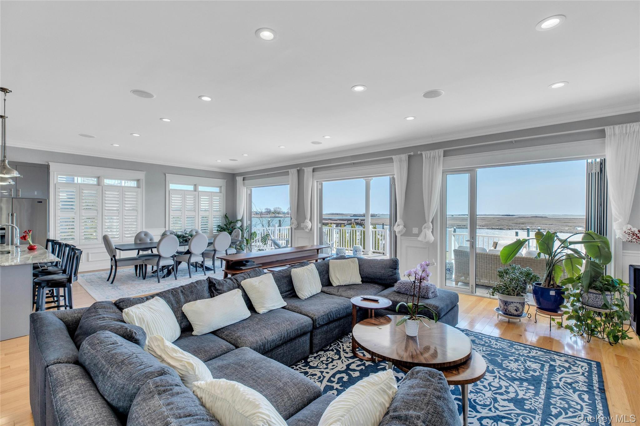 #12 photo, 3692 Ocean Avenue, ナッソー郡 Seaford , NY 11783