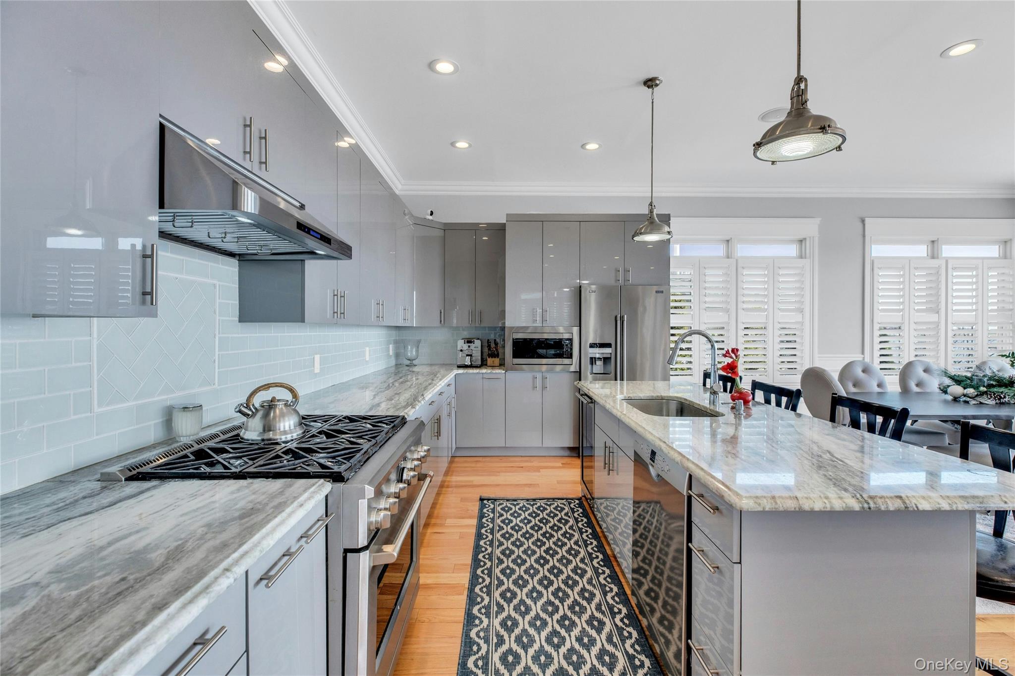 #13 photo, 3692 Ocean Avenue, ナッソー郡 Seaford , NY 11783