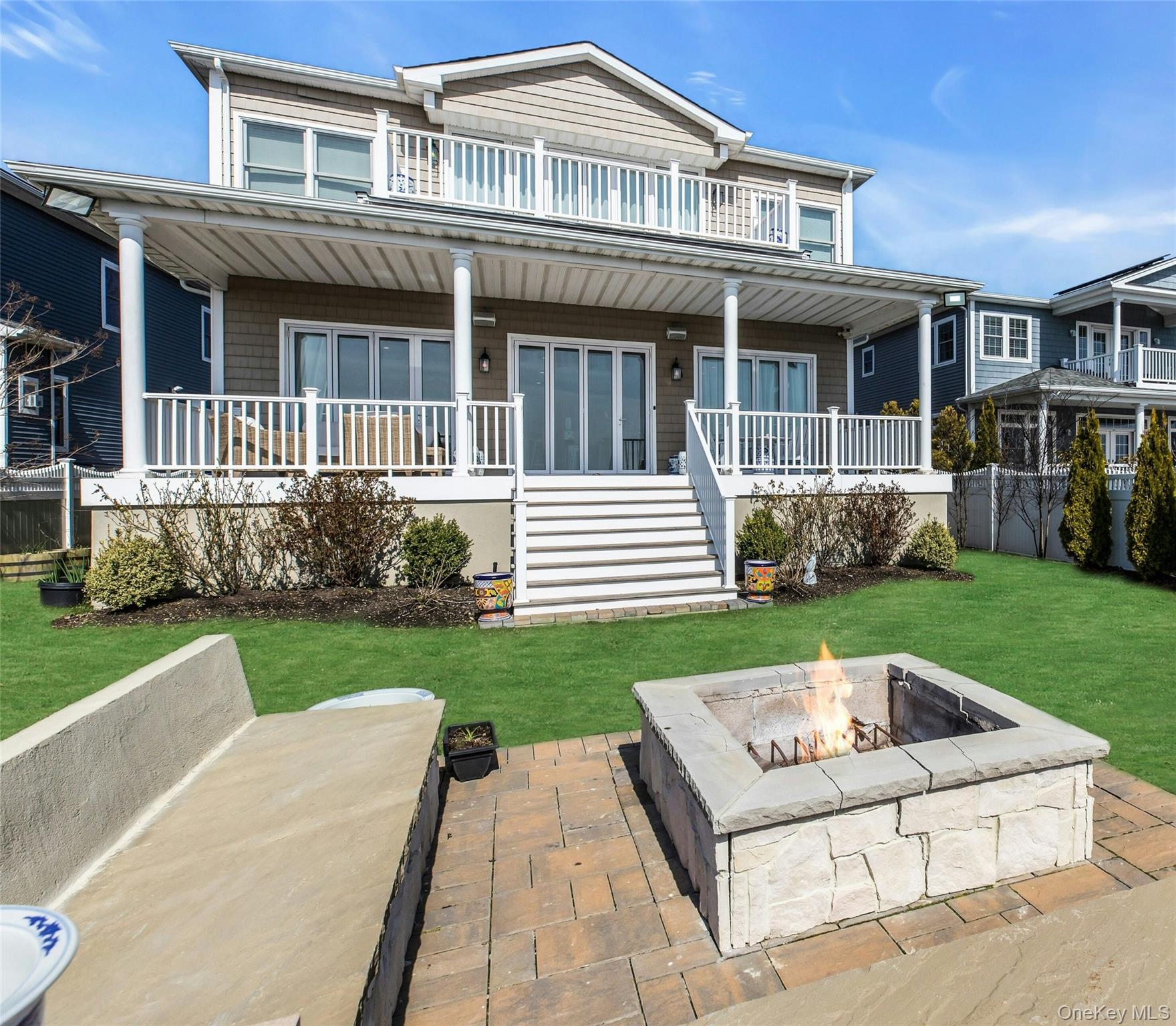 #6 photo, 3692 Ocean Avenue, ナッソー郡 Seaford , NY 11783