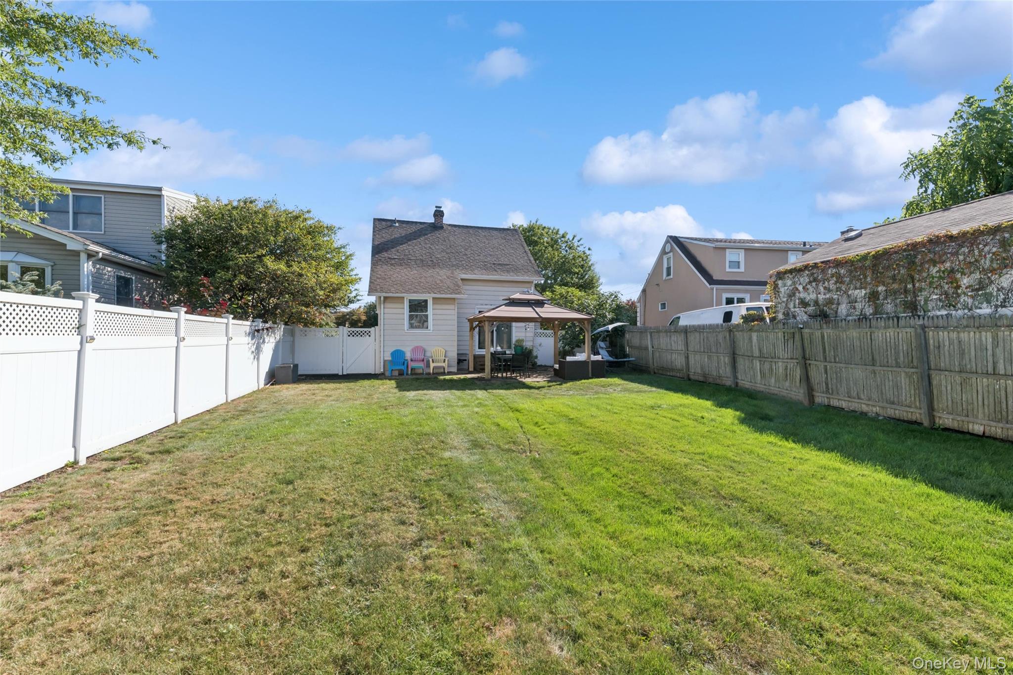 #18 photo, 906 Ardmore Place, ナッソー郡 Bellmore , NY 11710