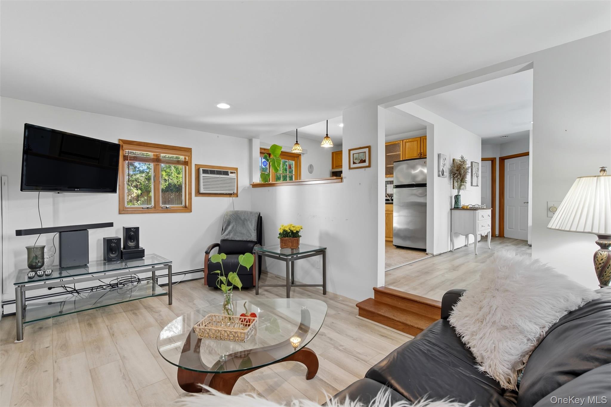 #11 photo, 290 5th Street, East Northport , NY 11731