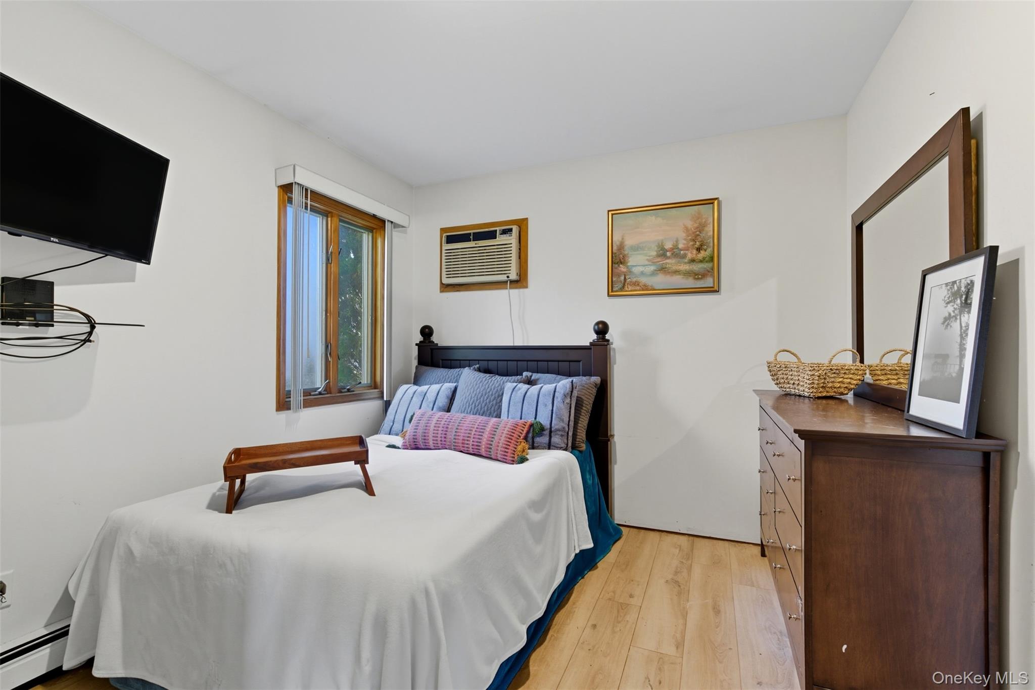 #14 photo, 290 5th Street, East Northport , NY 11731