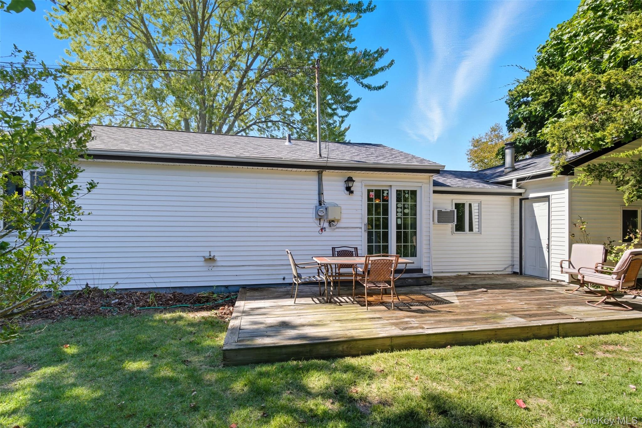 #16 photo, 290 5th Street, East Northport , NY 11731